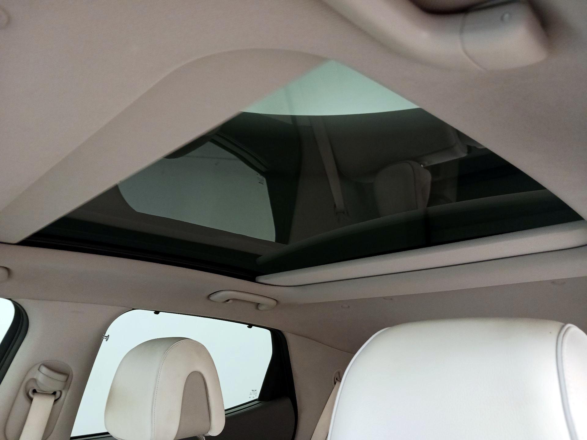 Thumbnail: 2023 Genesis GV60 - 20