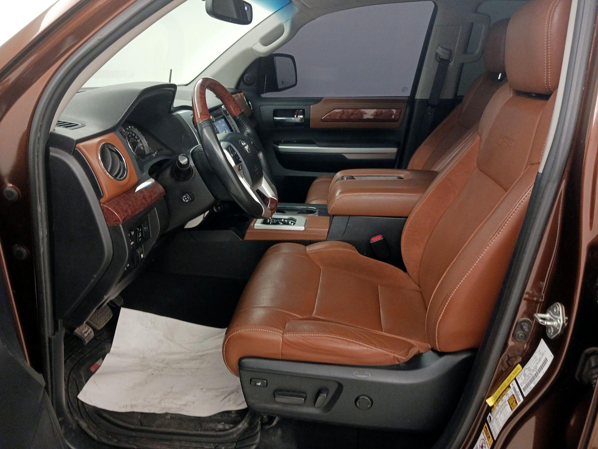 Thumbnail: 2015 Toyota Tundra - 11