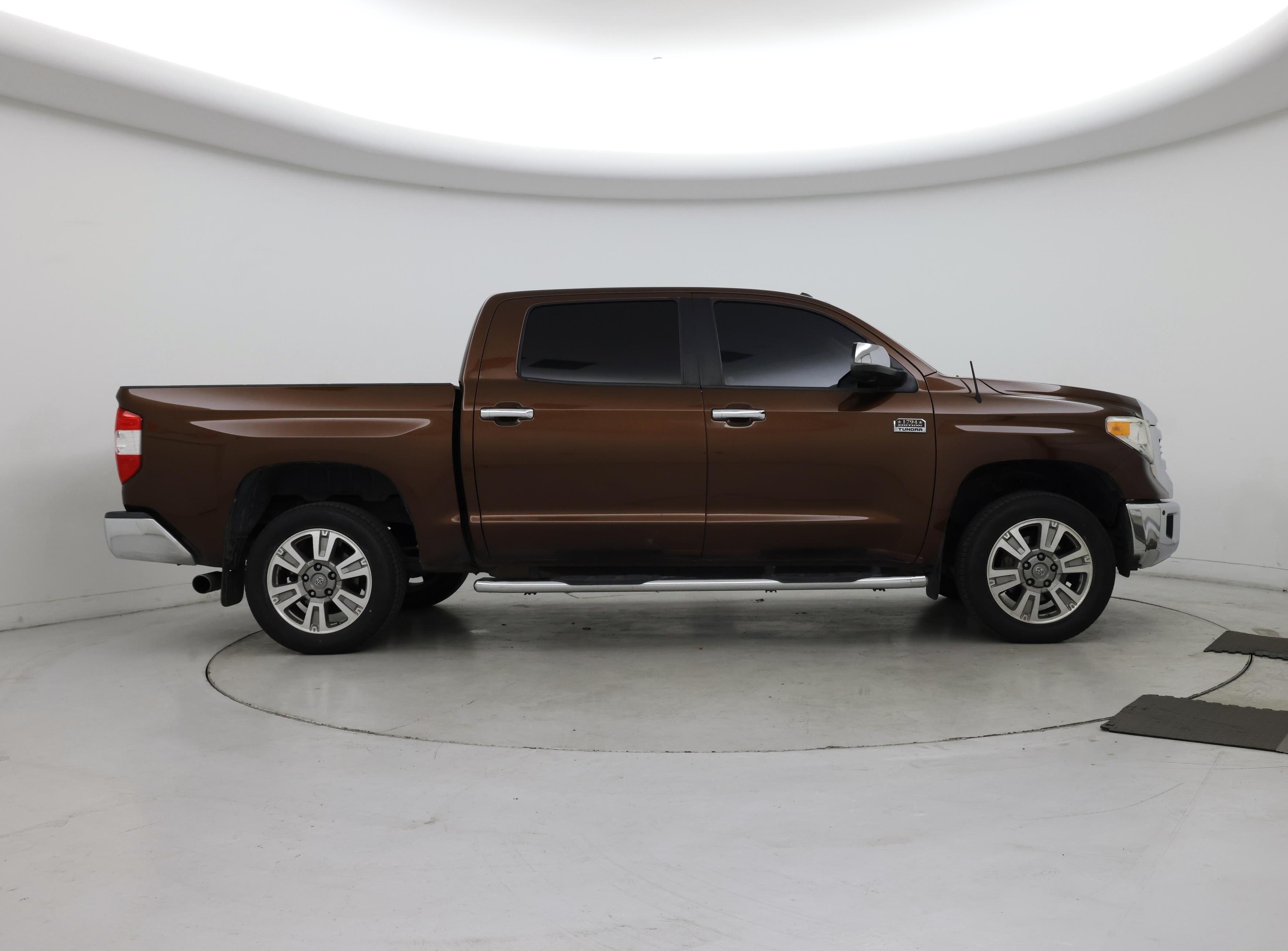 Thumbnail: 2015 Toyota Tundra - 7