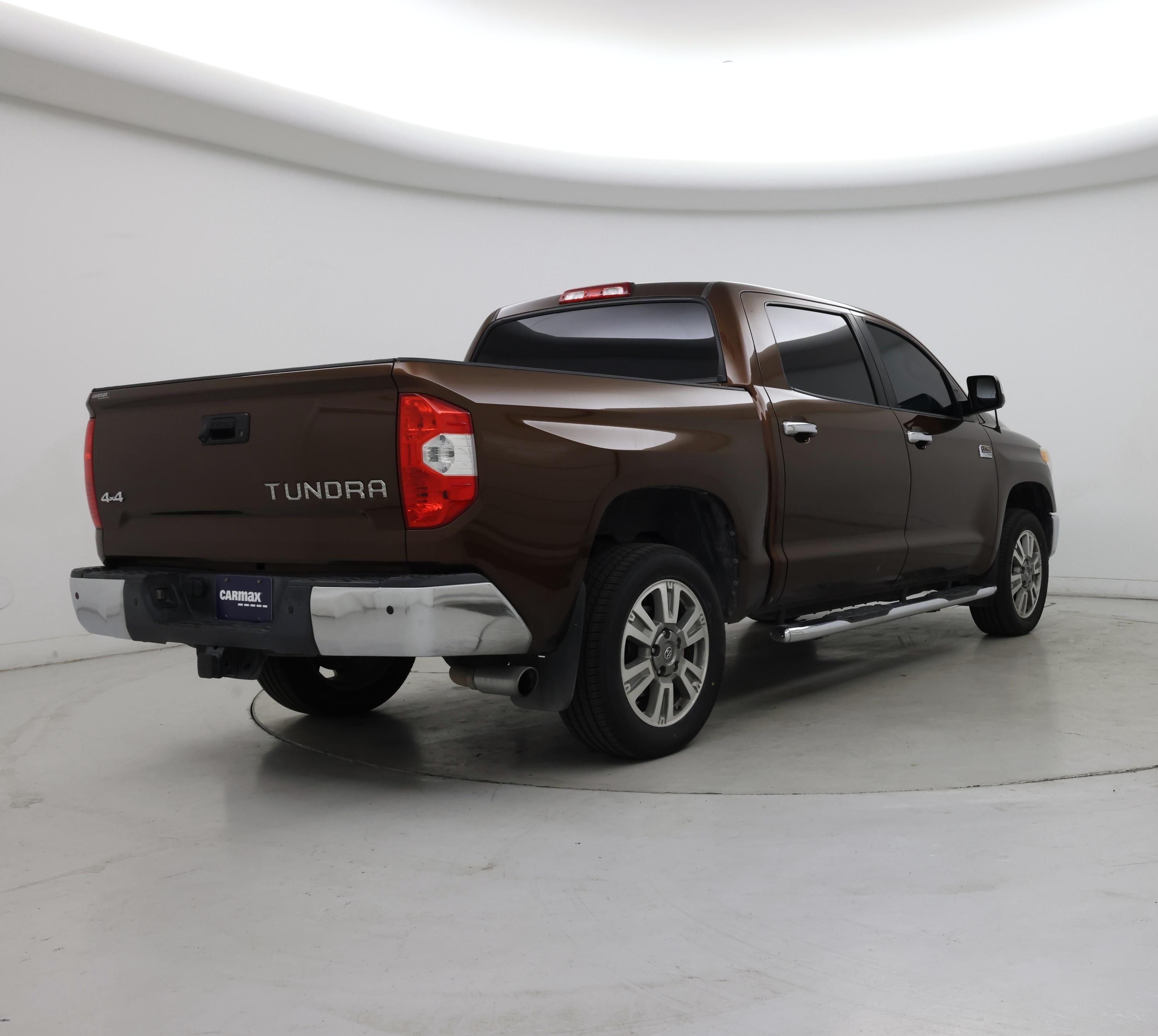 Thumbnail: 2015 Toyota Tundra - 8