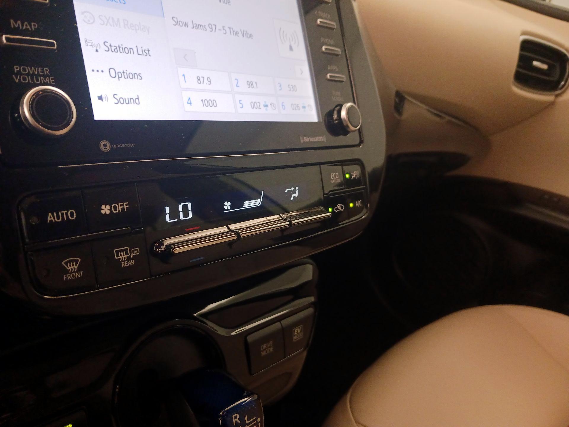 Thumbnail: 2021 Toyota Prius - 16