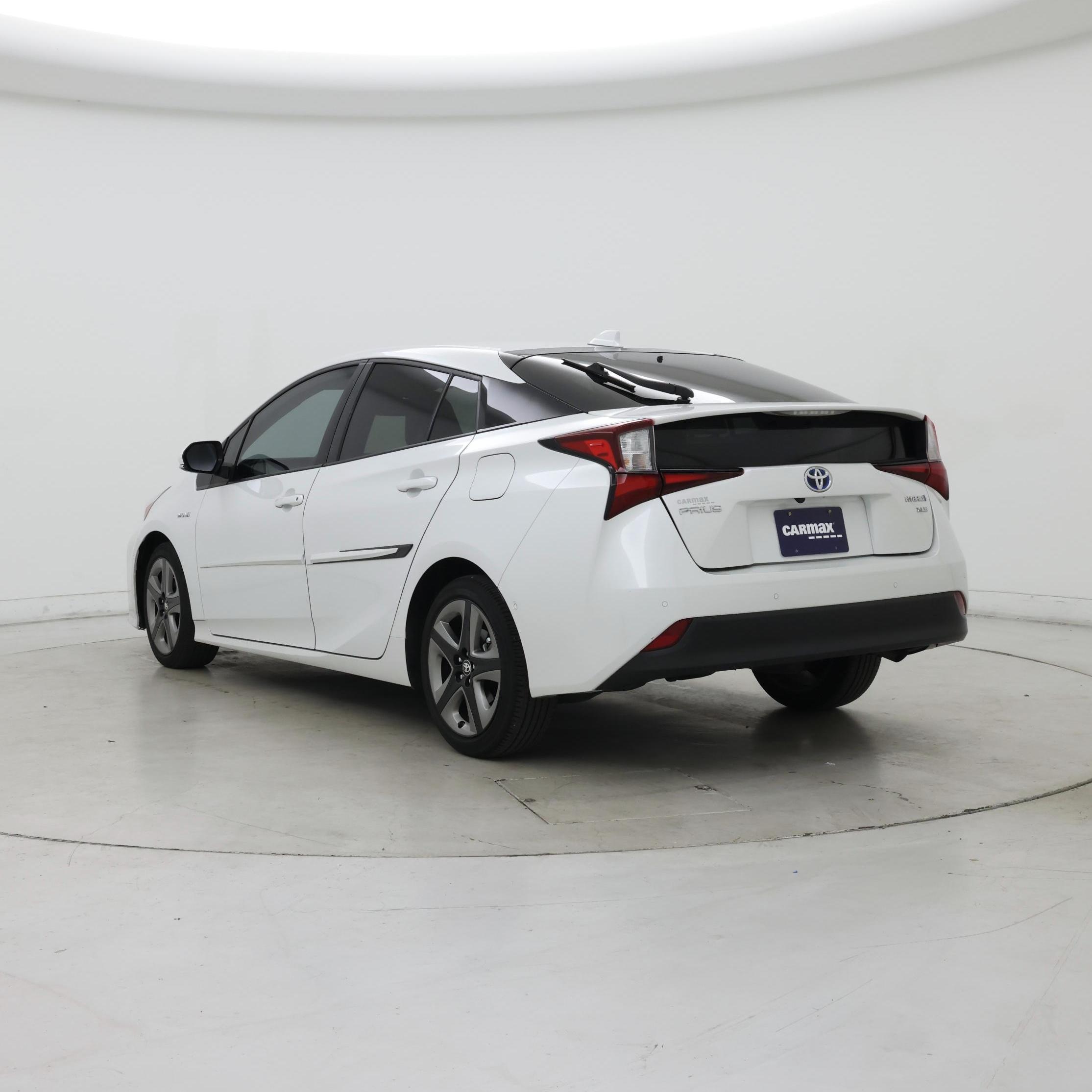 Thumbnail: 2021 Toyota Prius - 2