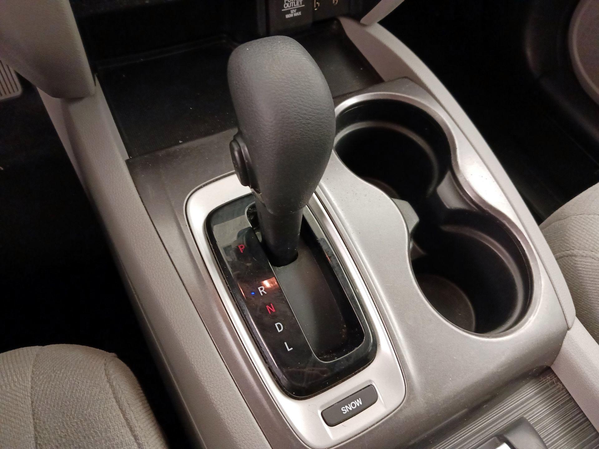 Thumbnail: 2017 Honda Pilot - 17