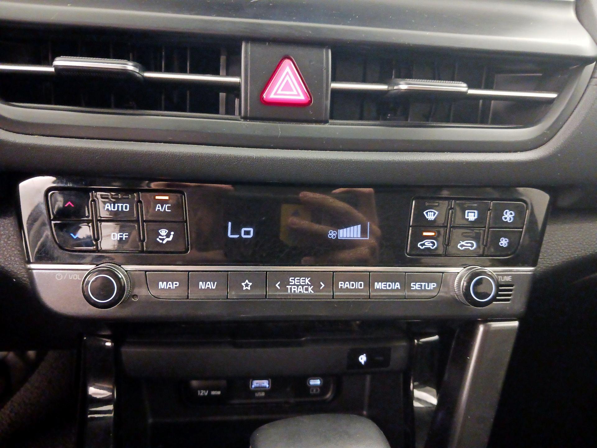 Thumbnail: 2024 Kia Seltos - 17