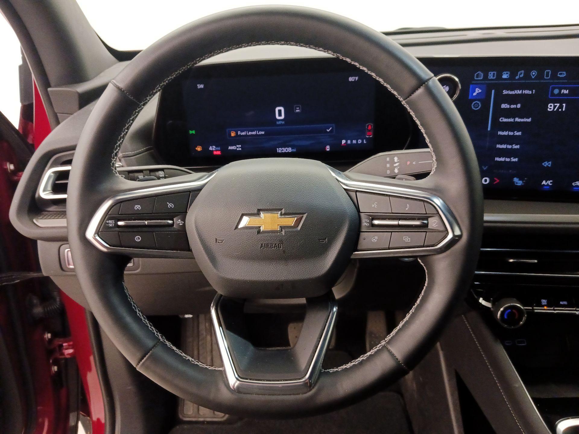 Thumbnail: 2025 Chevrolet Traverse - 10