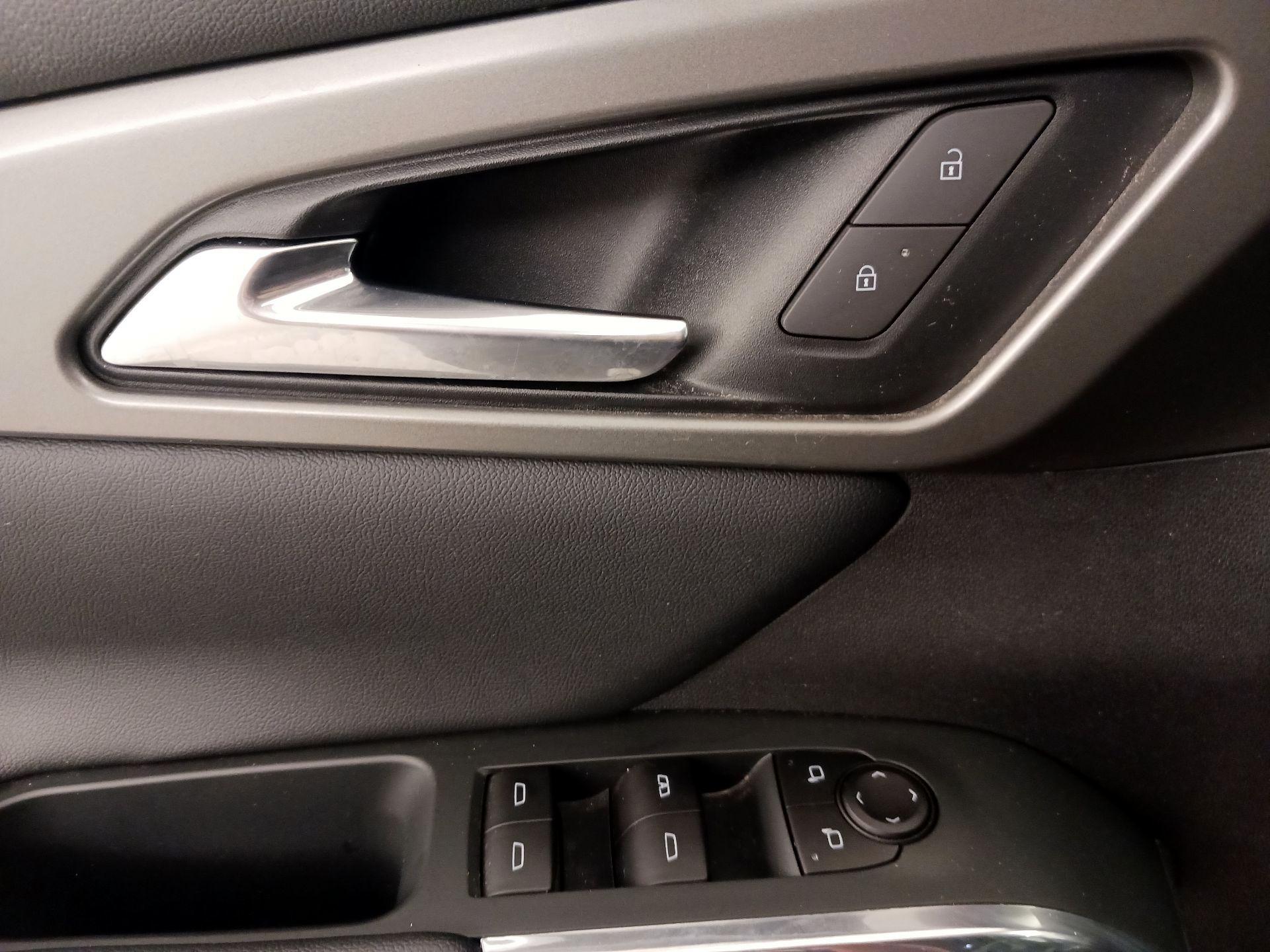 Thumbnail: 2025 Chevrolet Traverse - 12