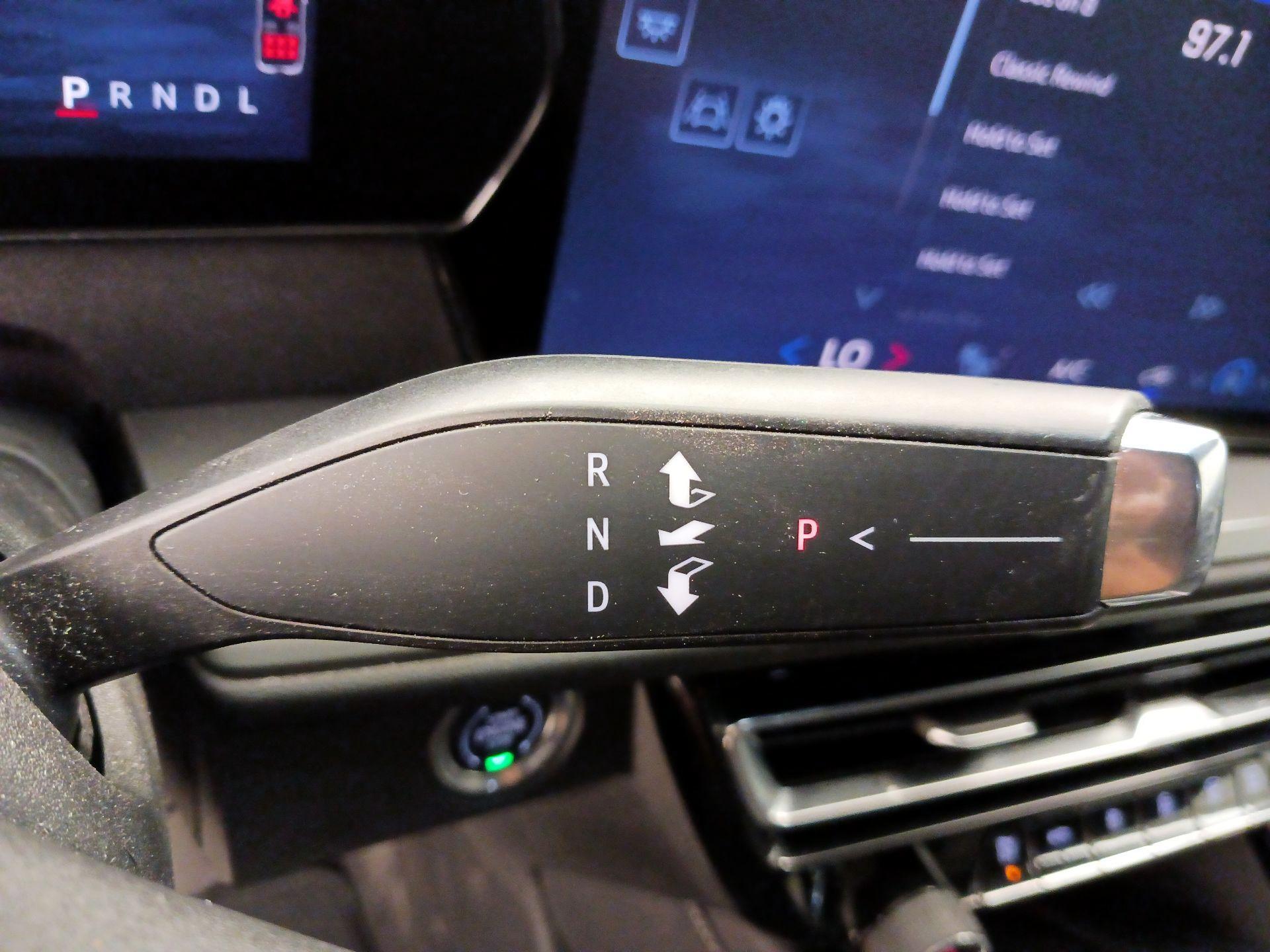 Thumbnail: 2025 Chevrolet Traverse - 17