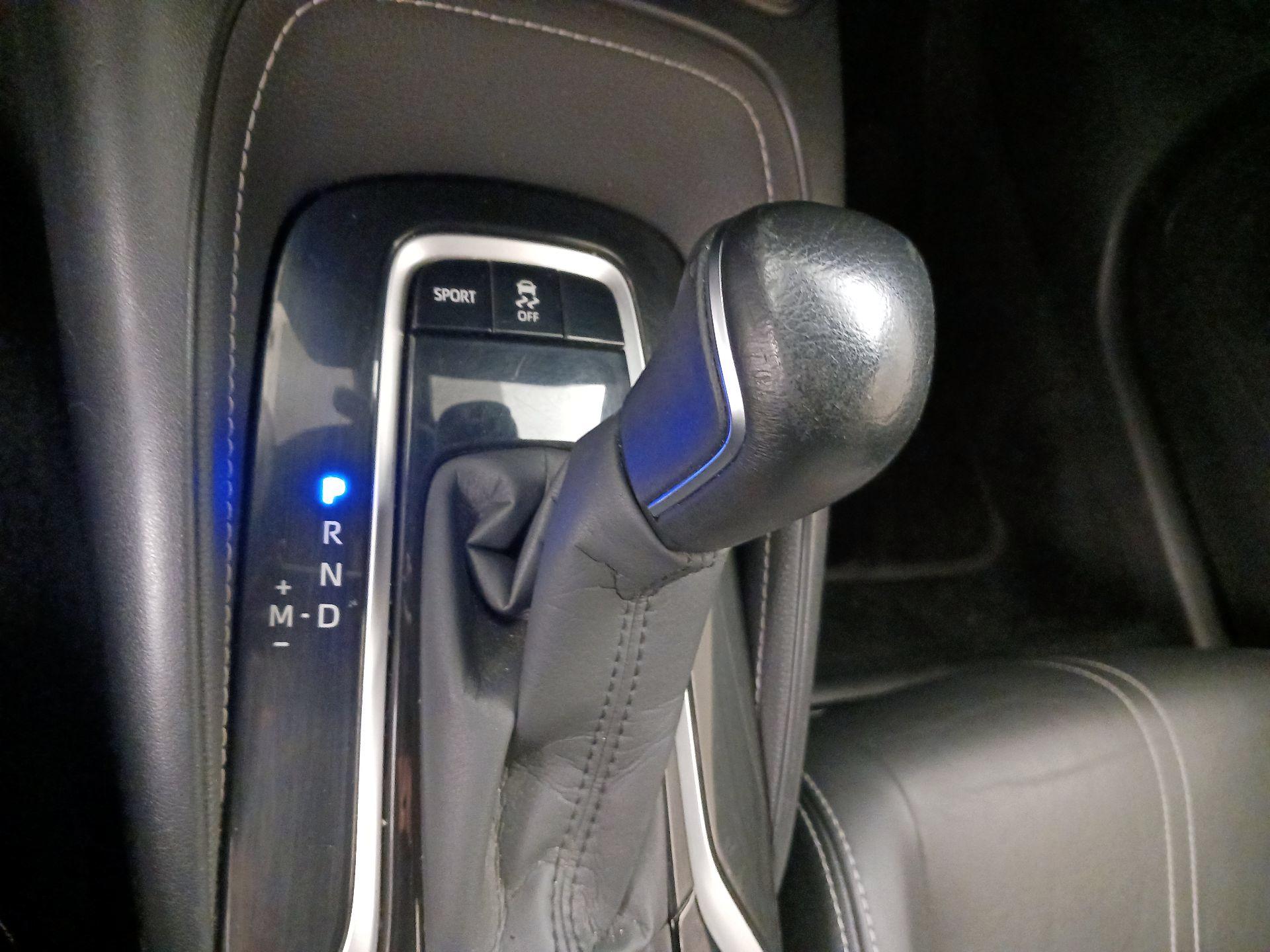 Thumbnail: 2021 Toyota Corolla - 17