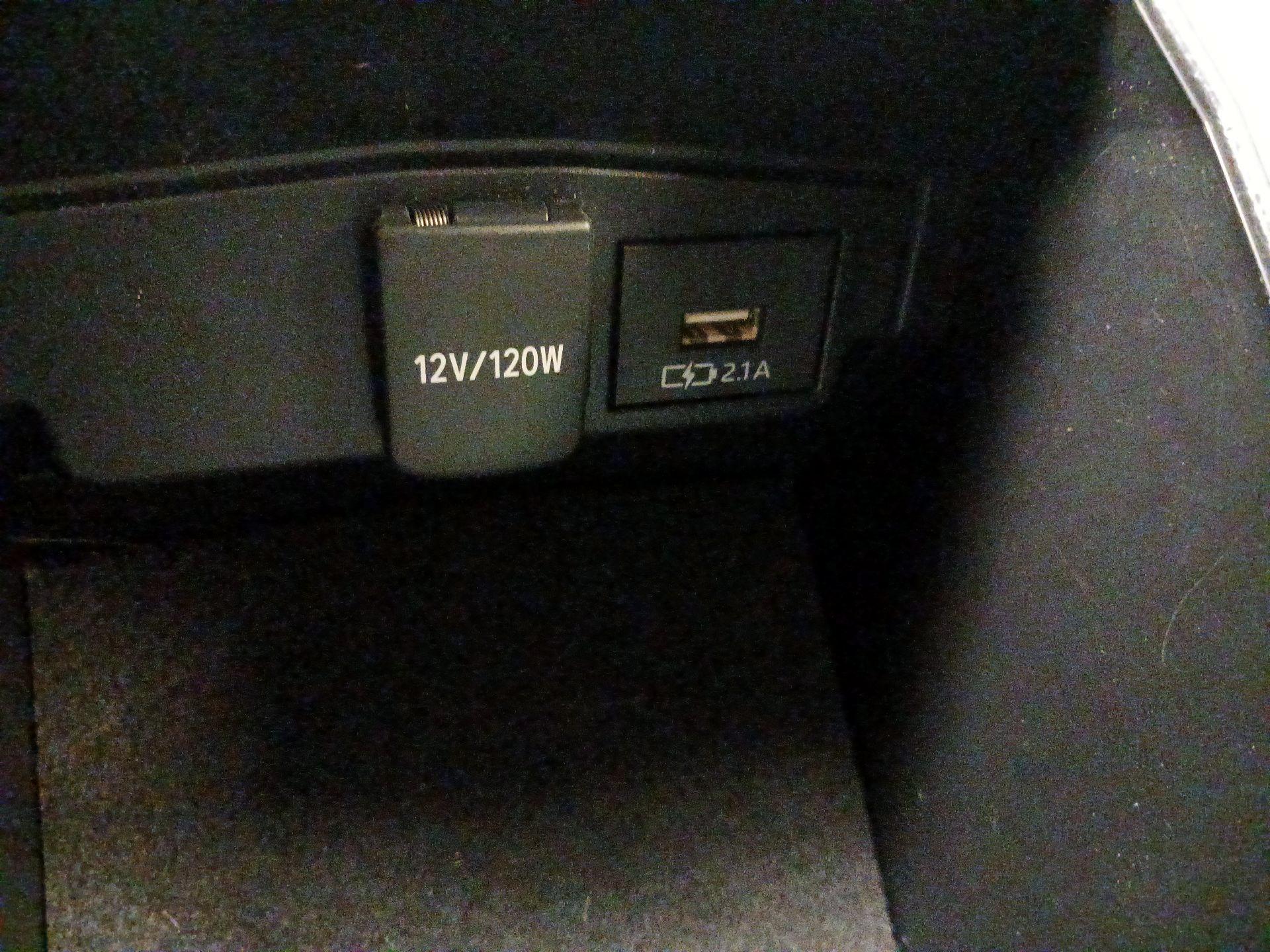 Thumbnail: 2021 Toyota Corolla - 18