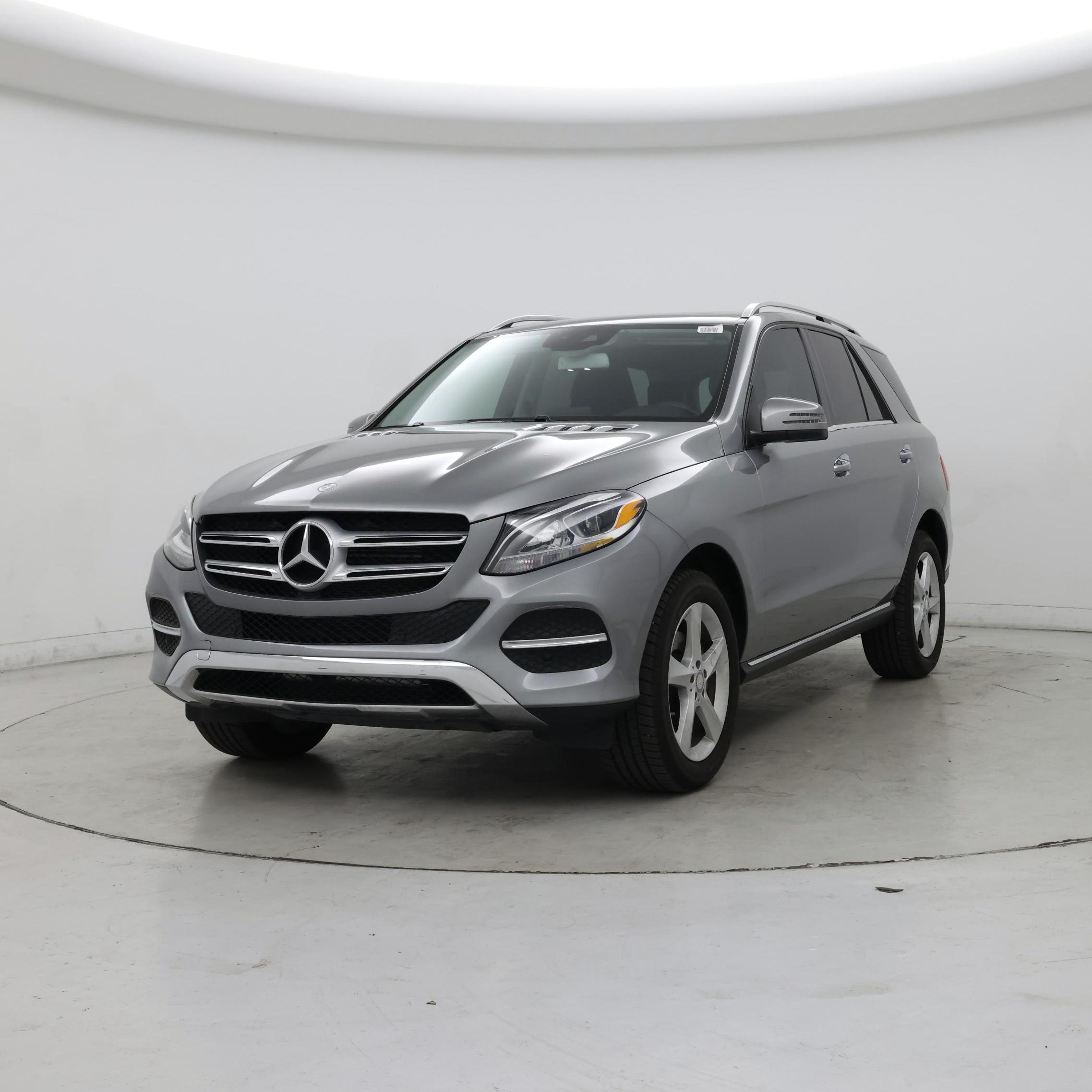 Thumbnail: 2016 Mercedes-Benz GLE - 4