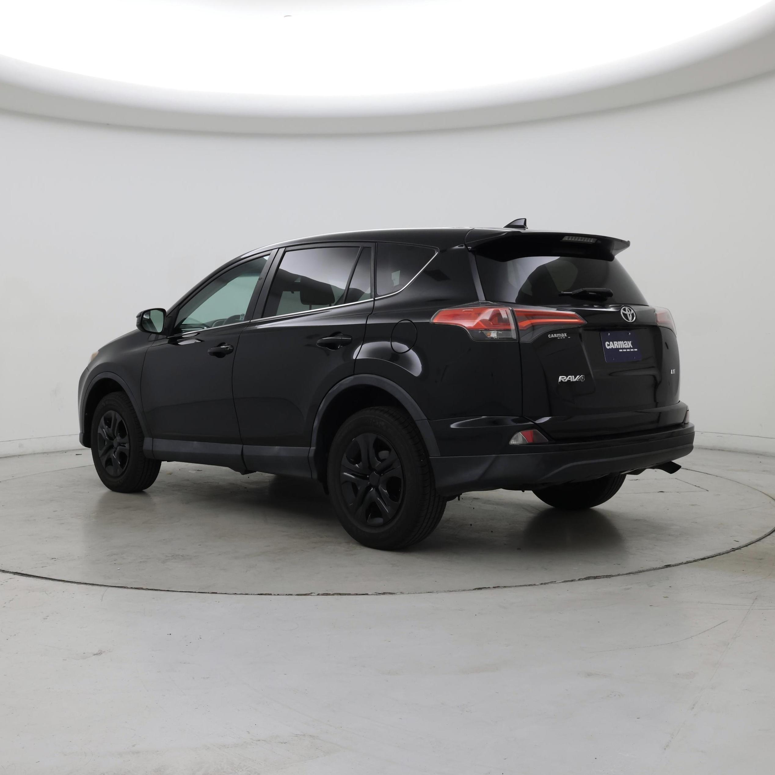 Thumbnail: 2018 Toyota RAV4 - 2