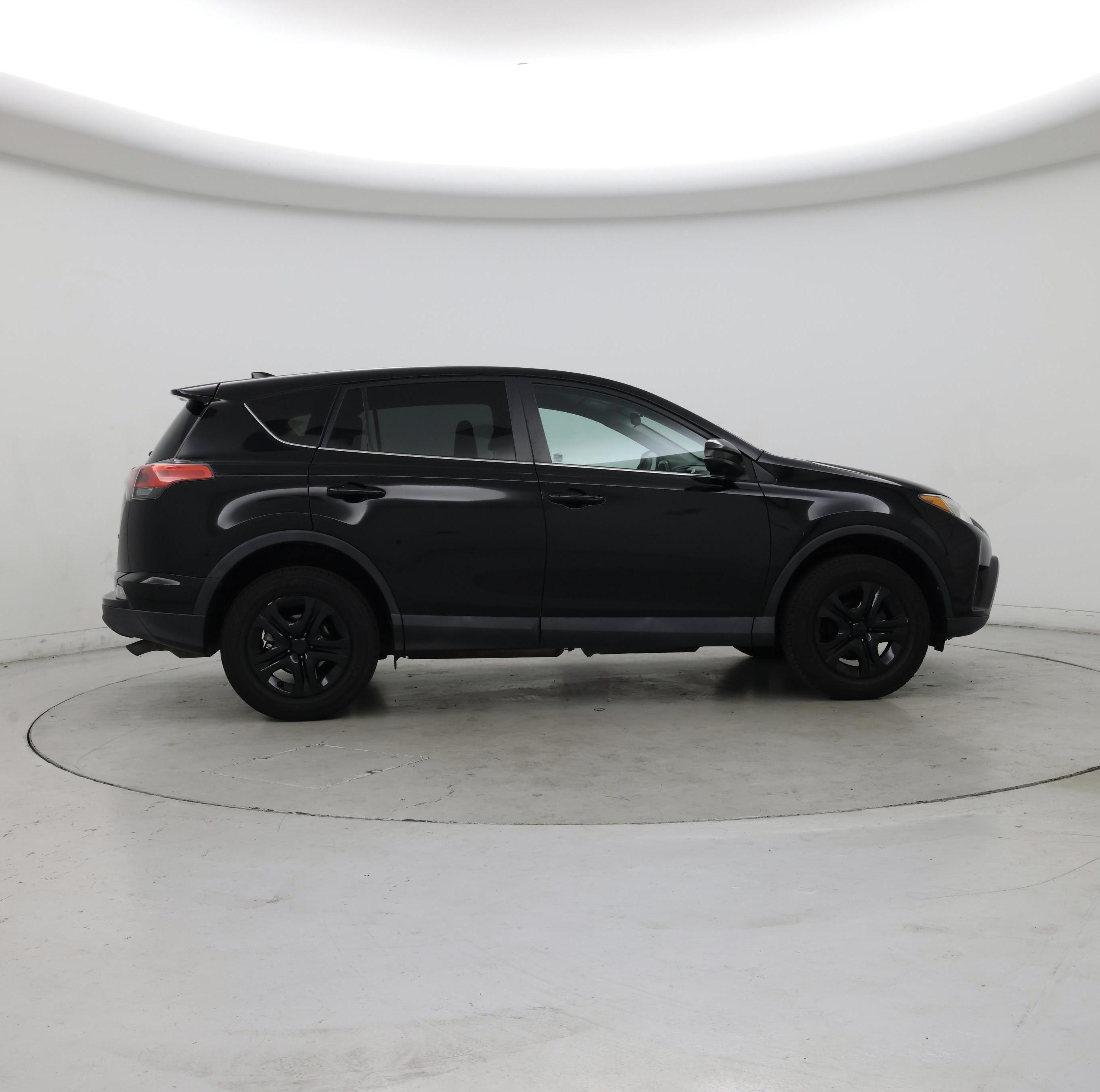 Thumbnail: 2018 Toyota RAV4 - 7