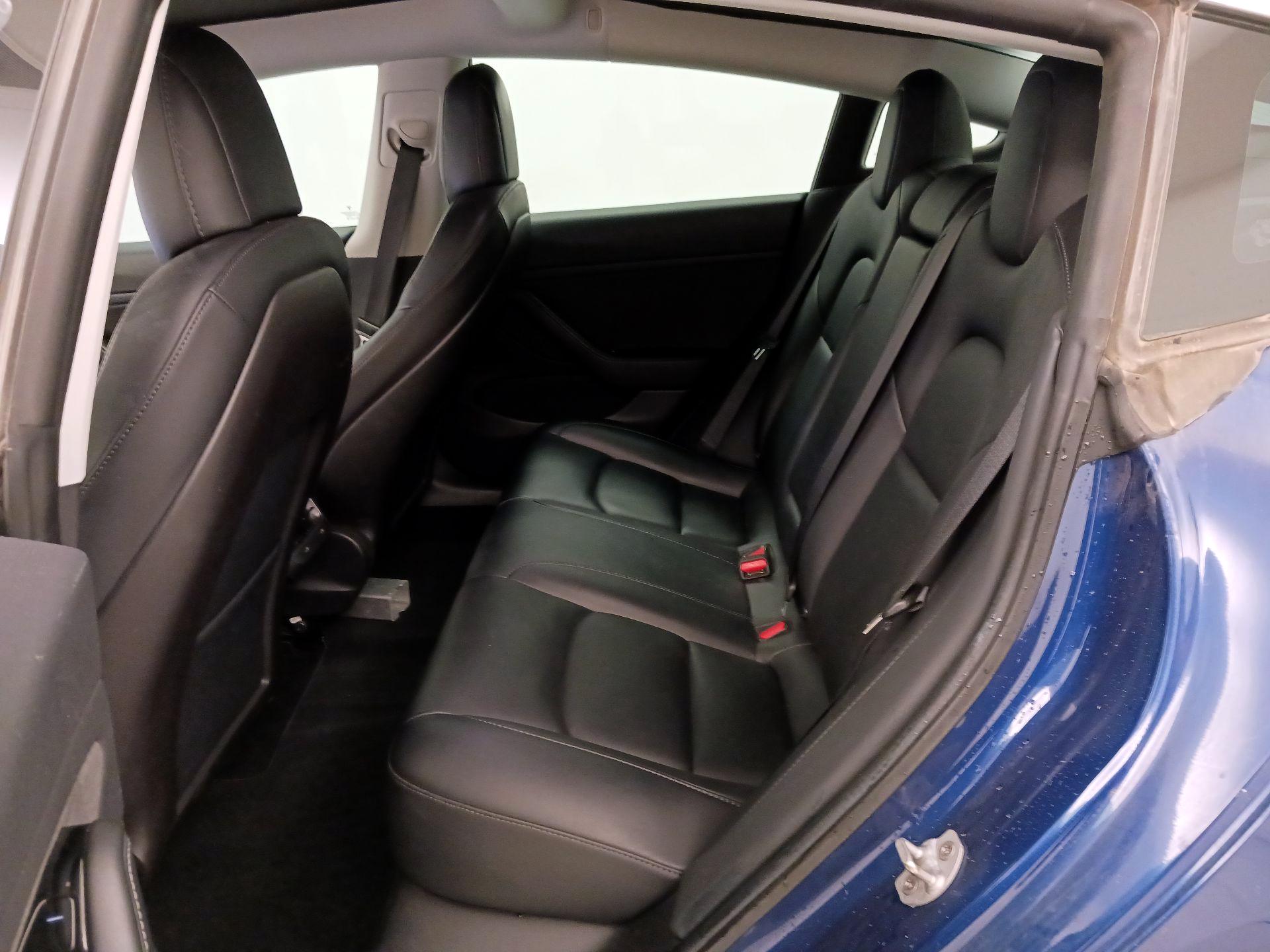 Thumbnail: 2020 Tesla Model 3 - 18