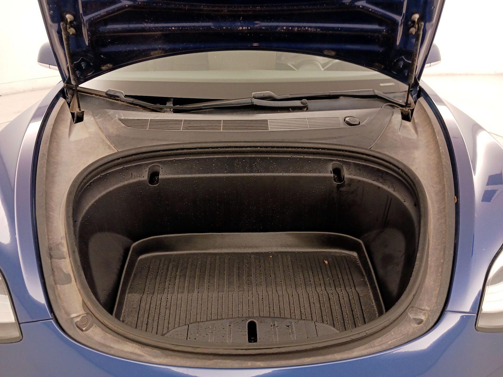 Thumbnail: 2020 Tesla Model 3 - 20