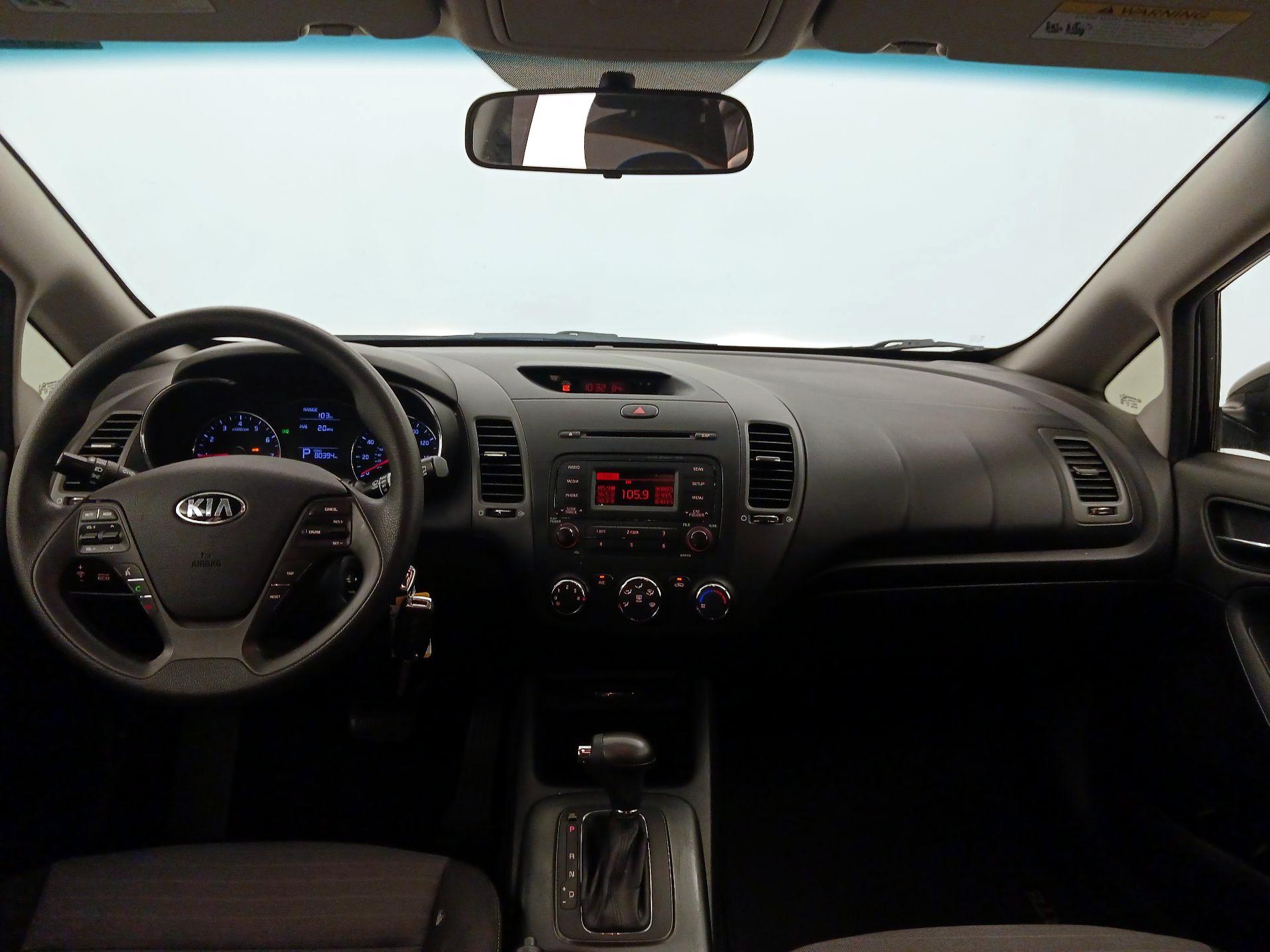 Thumbnail: 2016 Kia Forte - 9