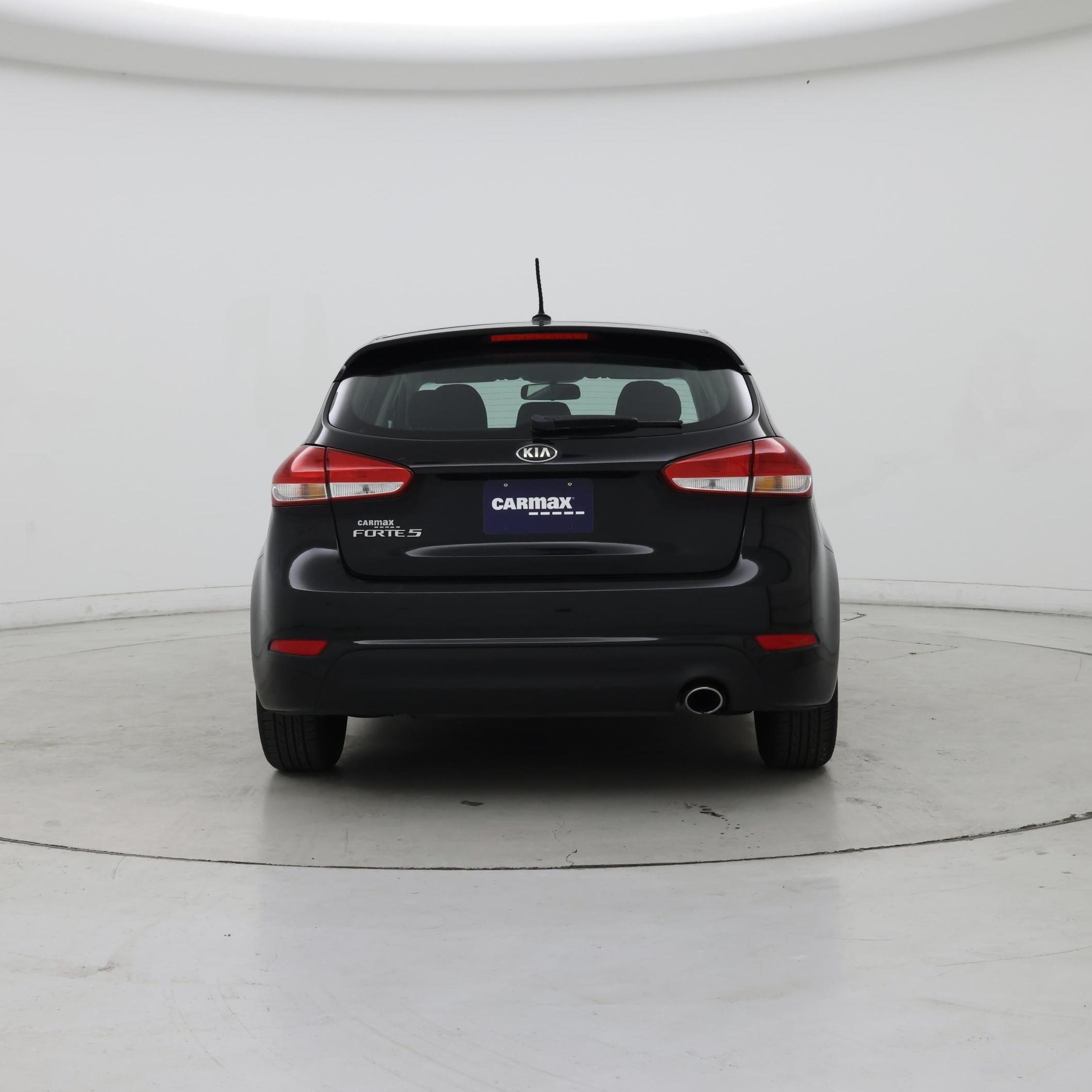 Thumbnail: 2016 Kia Forte - 6