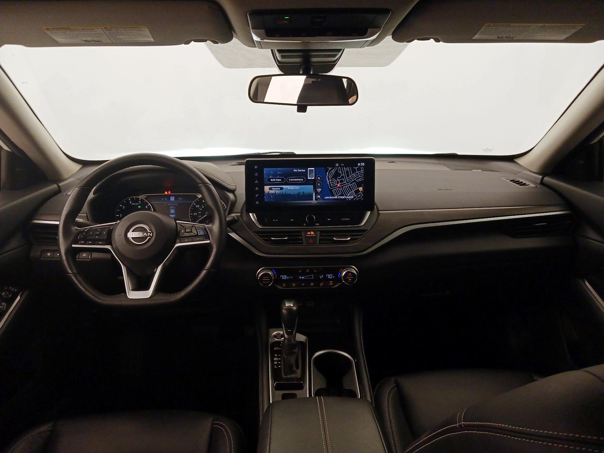 Thumbnail: 2023 Nissan Altima - 9