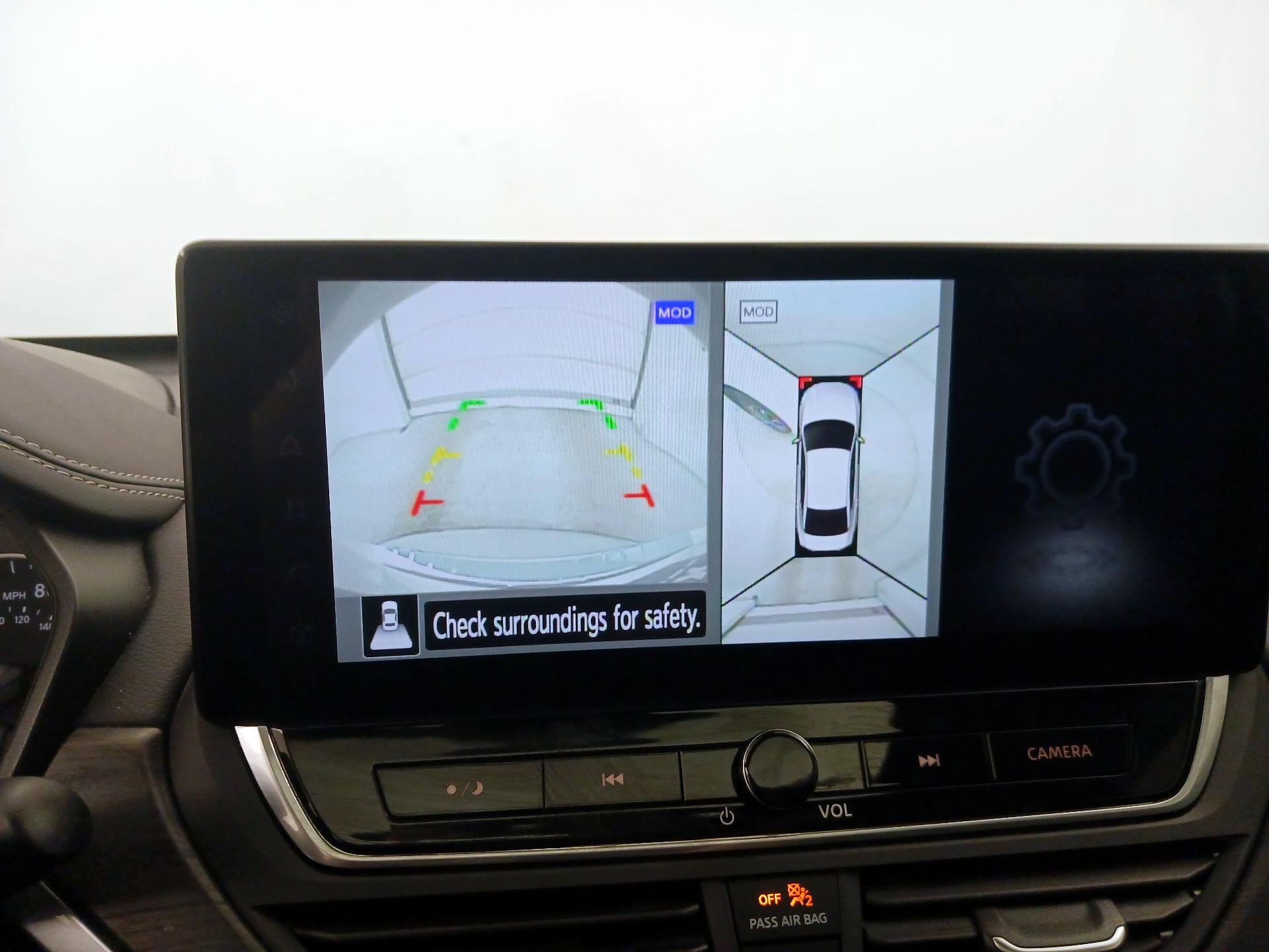 Thumbnail: 2023 Nissan Altima - 15