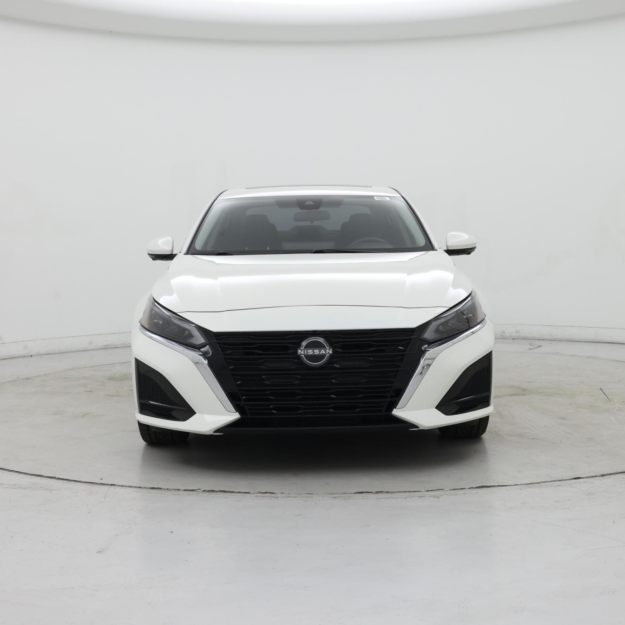 Thumbnail: 2023 Nissan Altima - 5