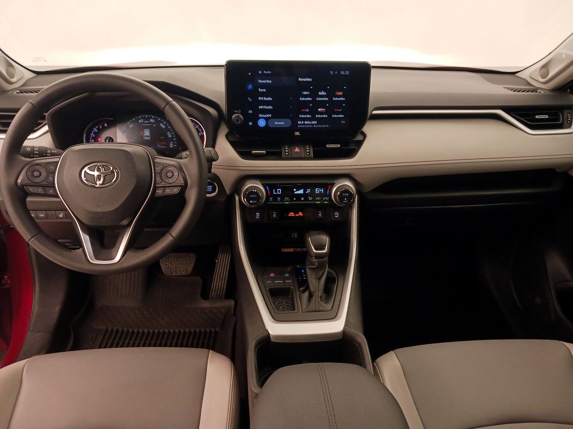 Thumbnail: 2024 Toyota RAV4 - 9