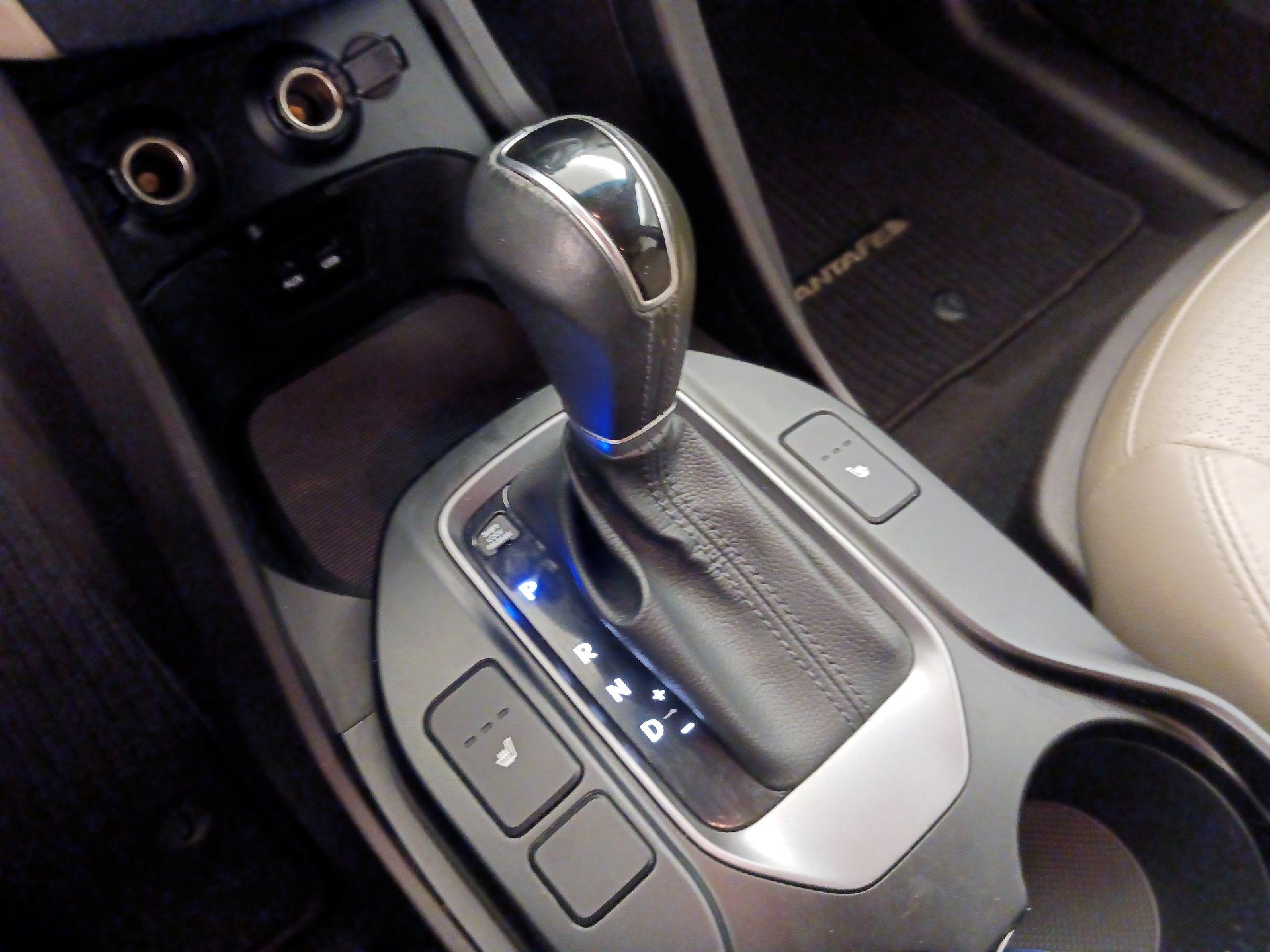 Thumbnail: 2014 Hyundai Santa Fe - 17