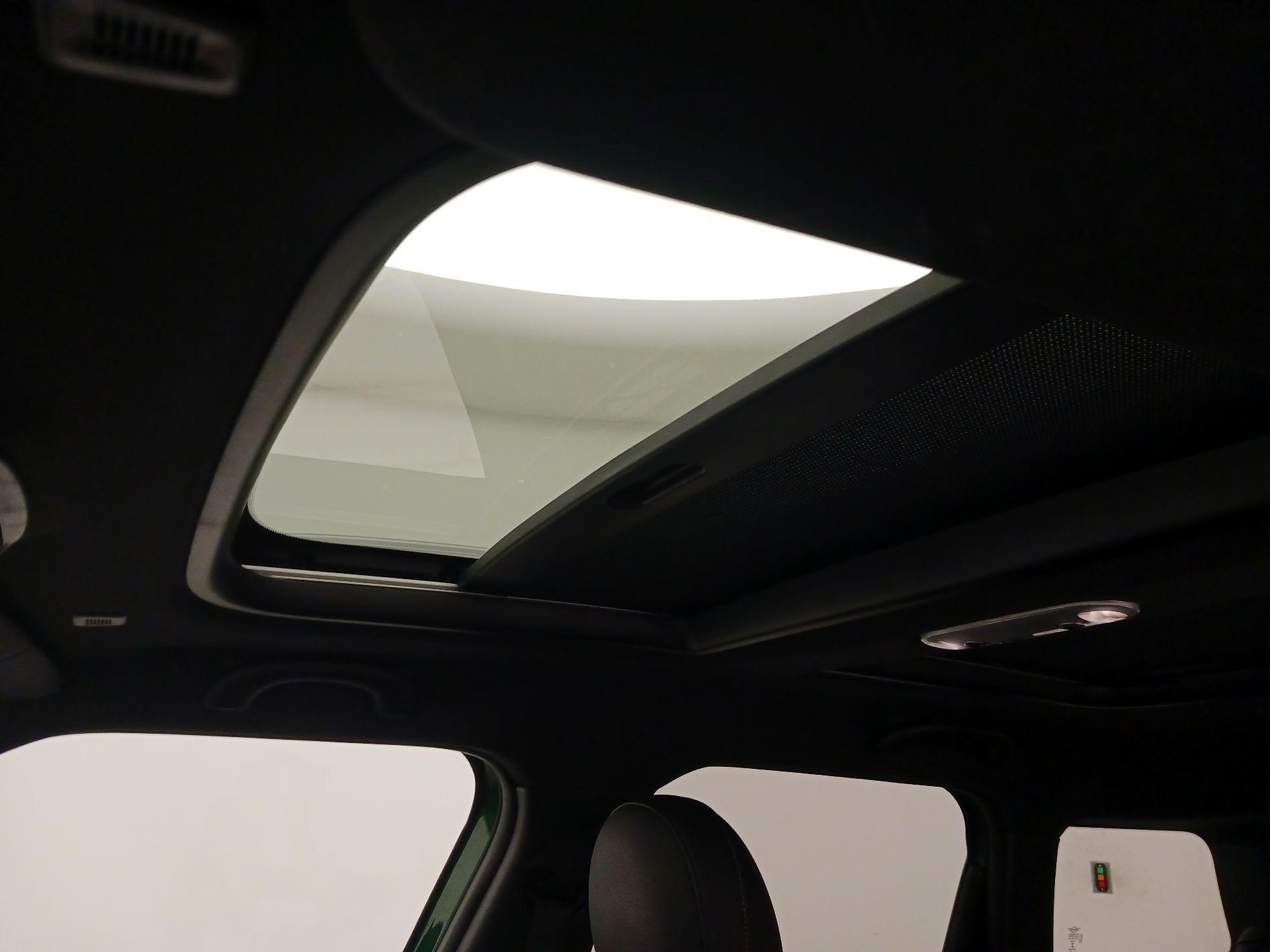 Thumbnail: 2021 MINI Cooper Countryman - 19