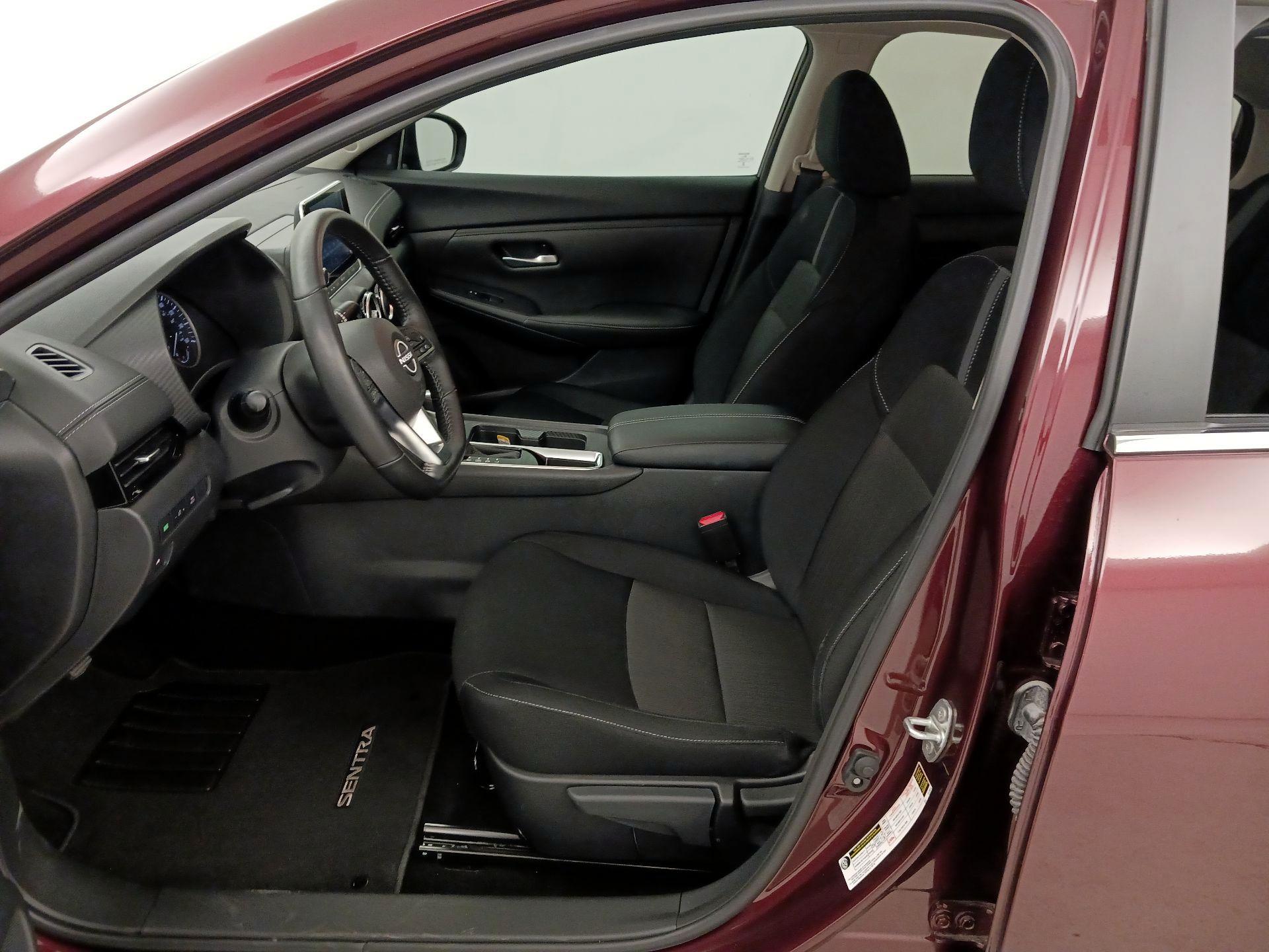 Thumbnail: 2025 Nissan Sentra - 11