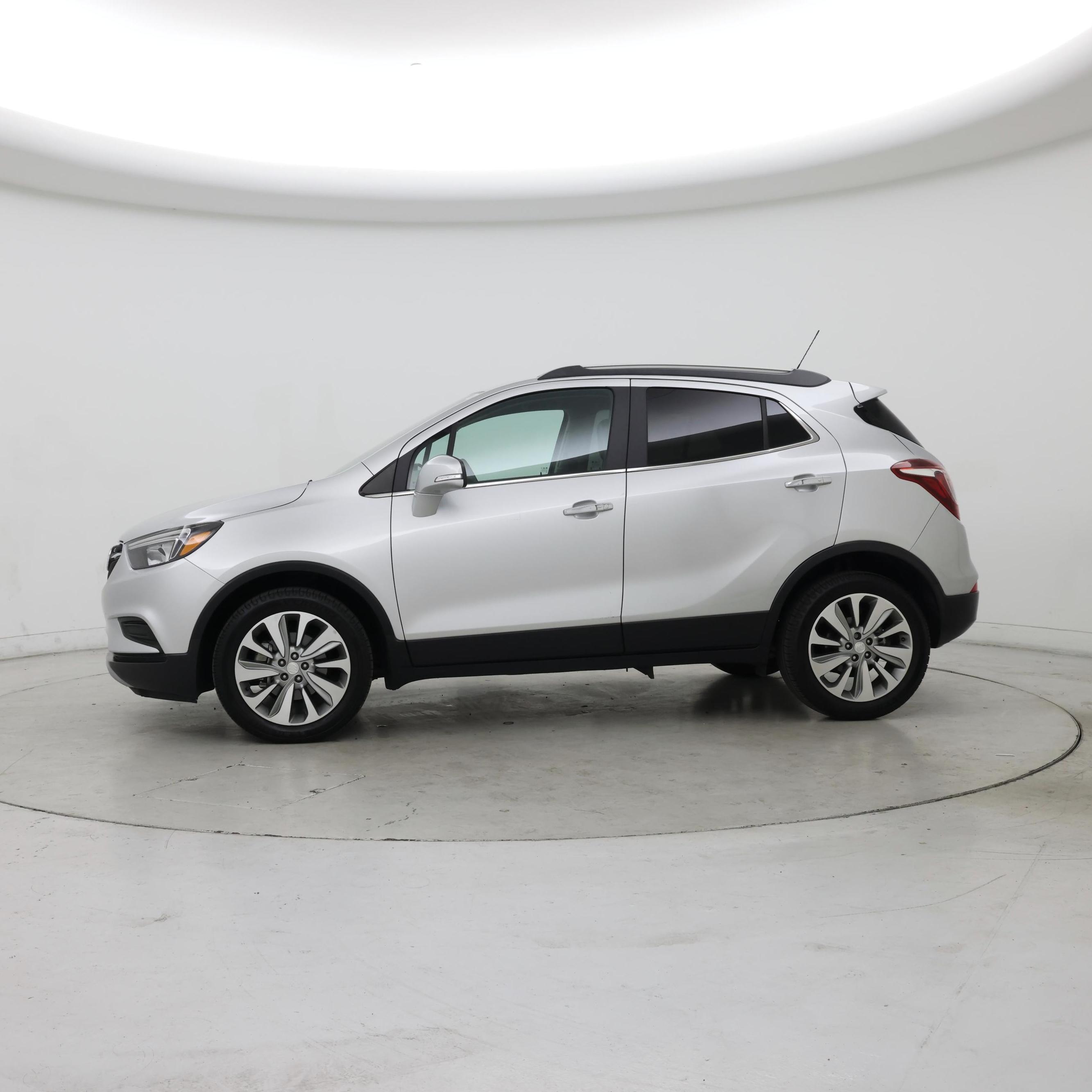 Thumbnail: 2017 Buick Encore - 3