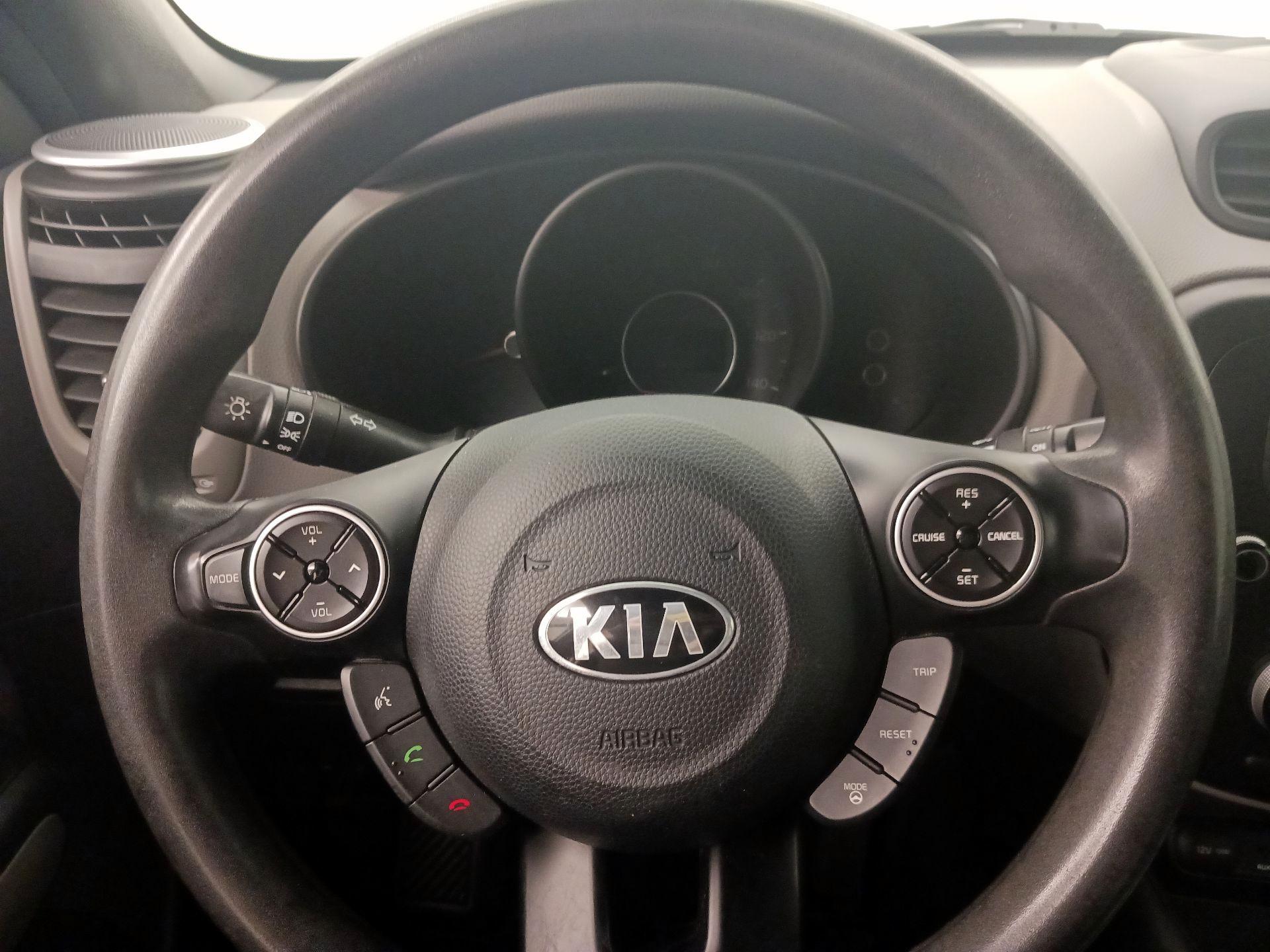 Thumbnail: 2014 Kia Soul - 10
