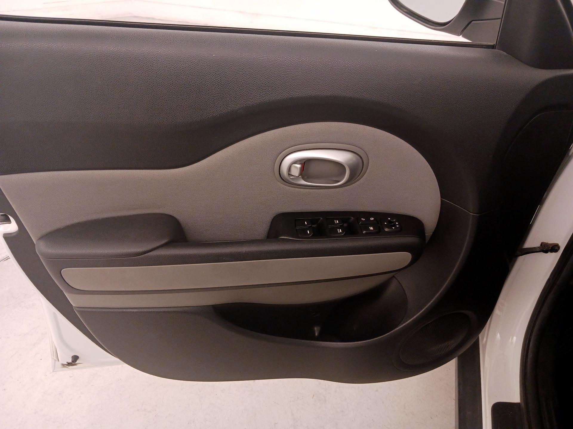 Thumbnail: 2014 Kia Soul - 12
