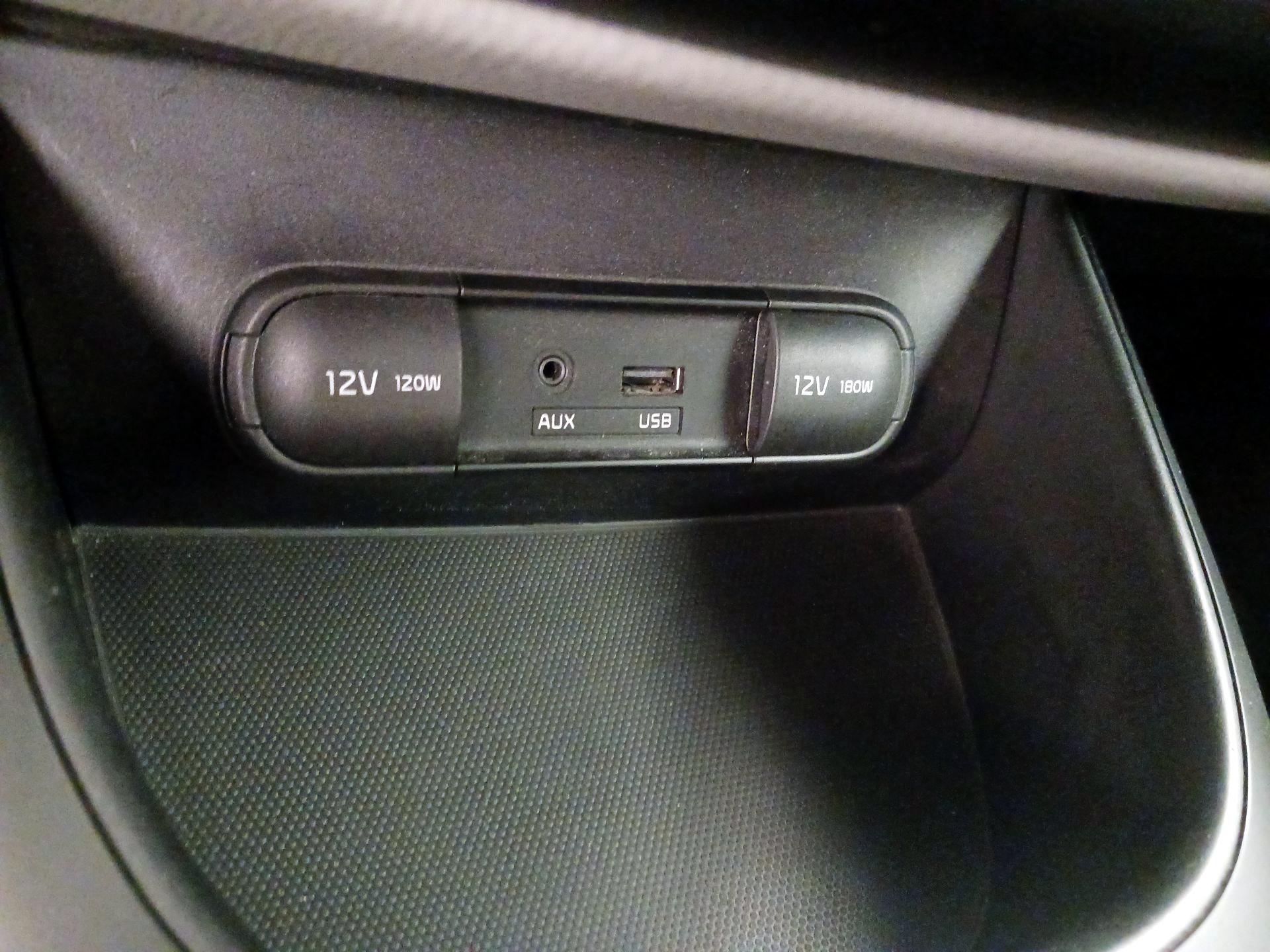 Thumbnail: 2014 Kia Soul - 17