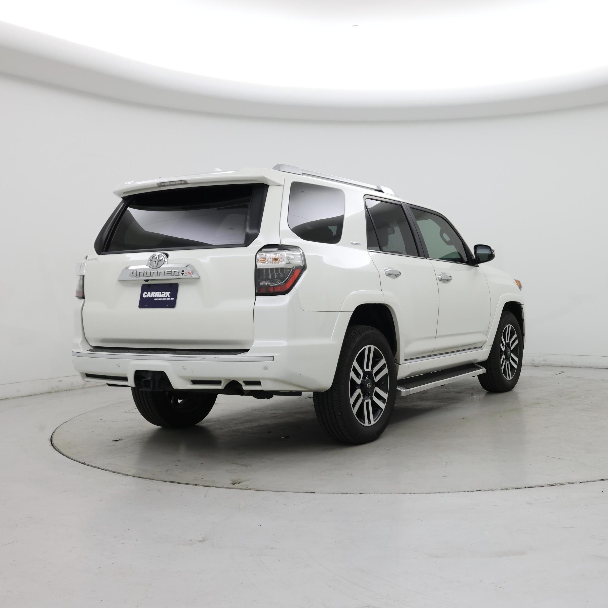 Thumbnail: 2018 Toyota 4Runner - 8