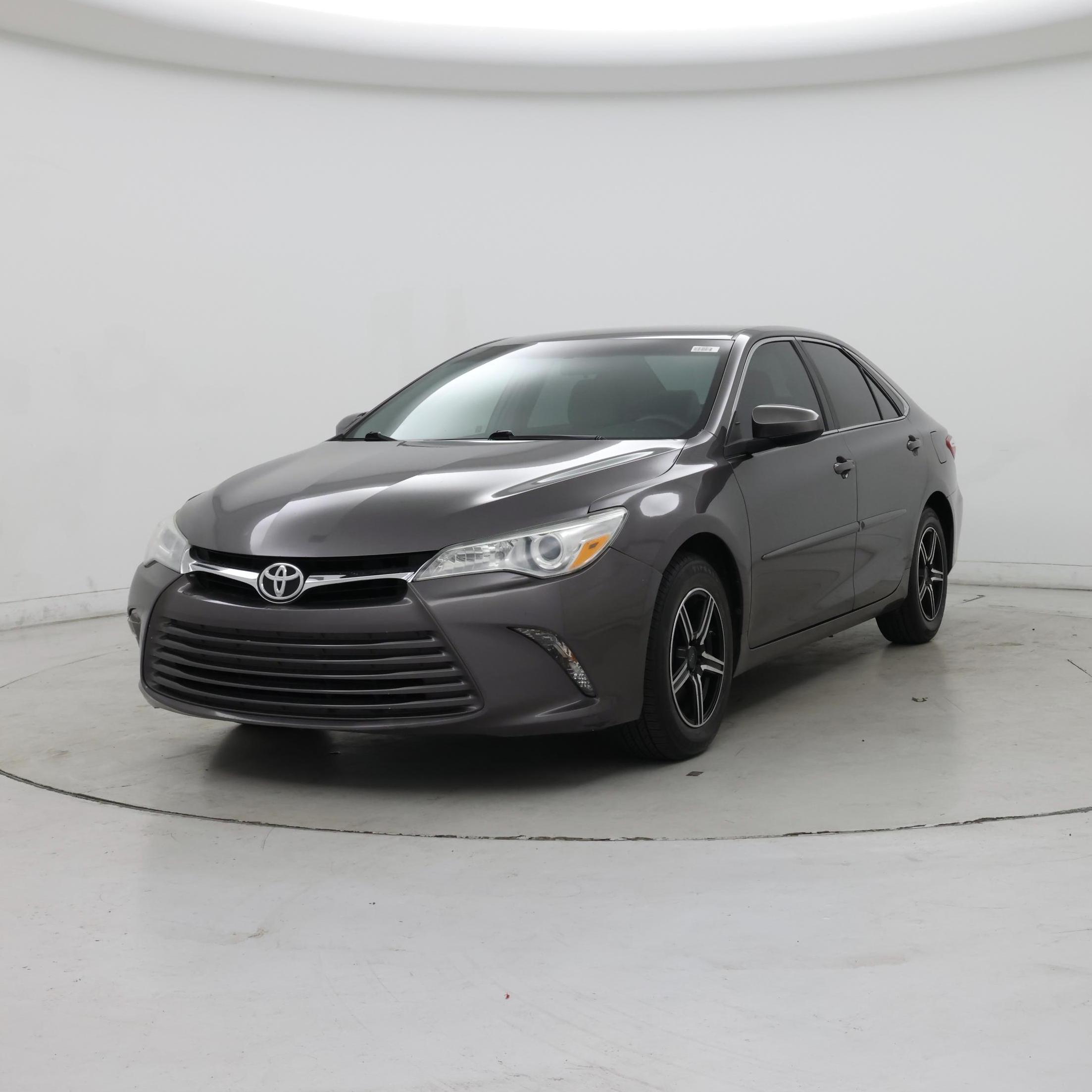 Thumbnail: 2016 Toyota Camry - 4