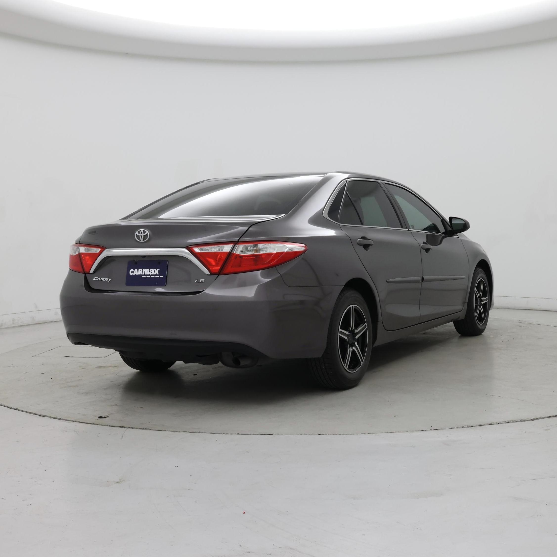 Thumbnail: 2016 Toyota Camry - 8