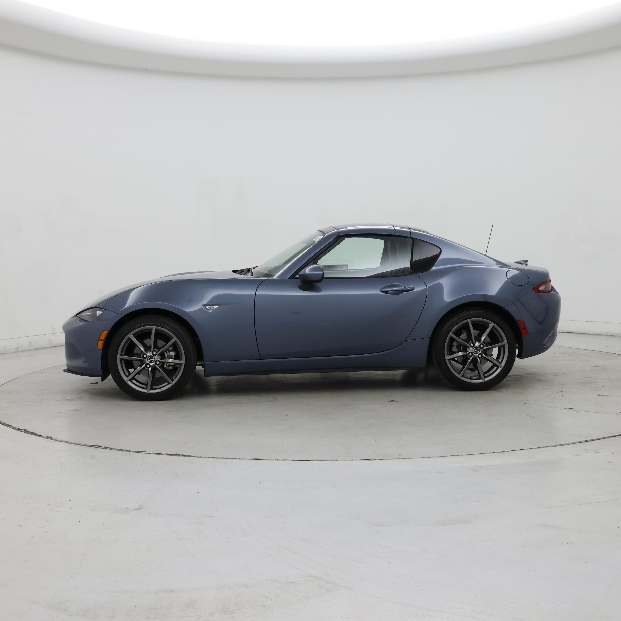 Thumbnail: 2017 Mazda MX-5 Miata - 3