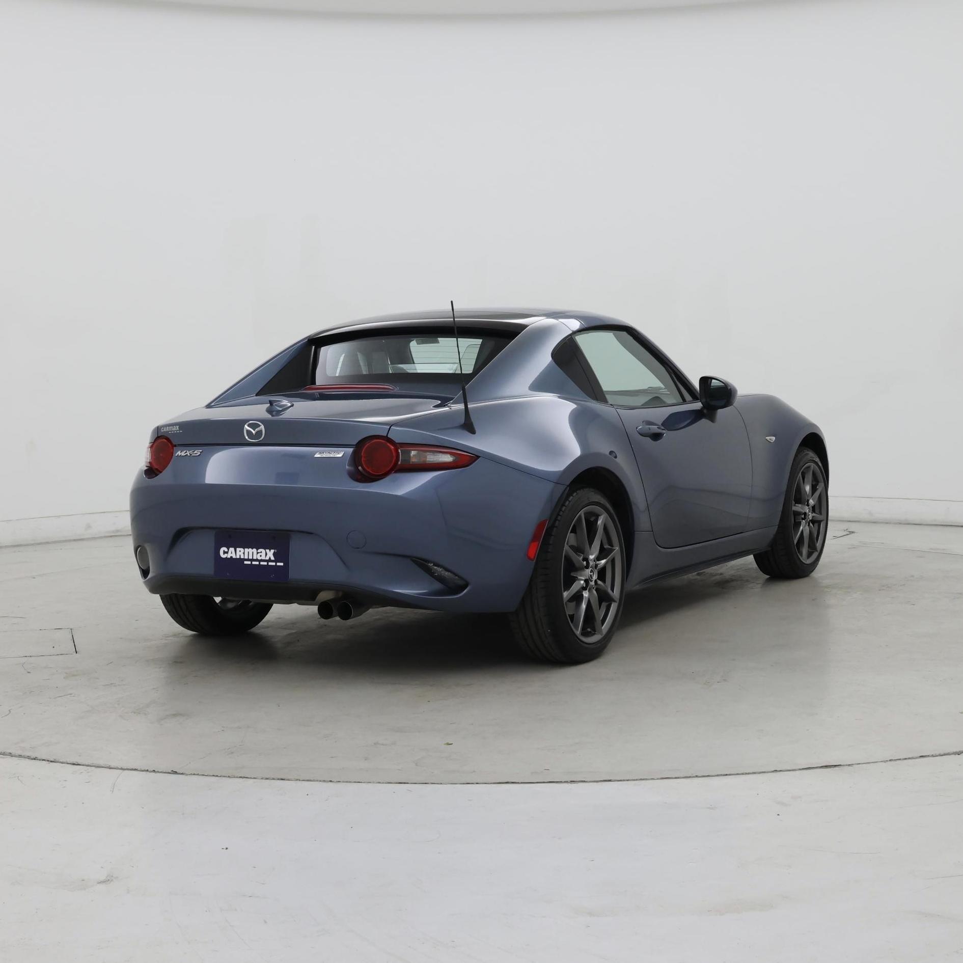 Thumbnail: 2017 Mazda MX-5 Miata - 8