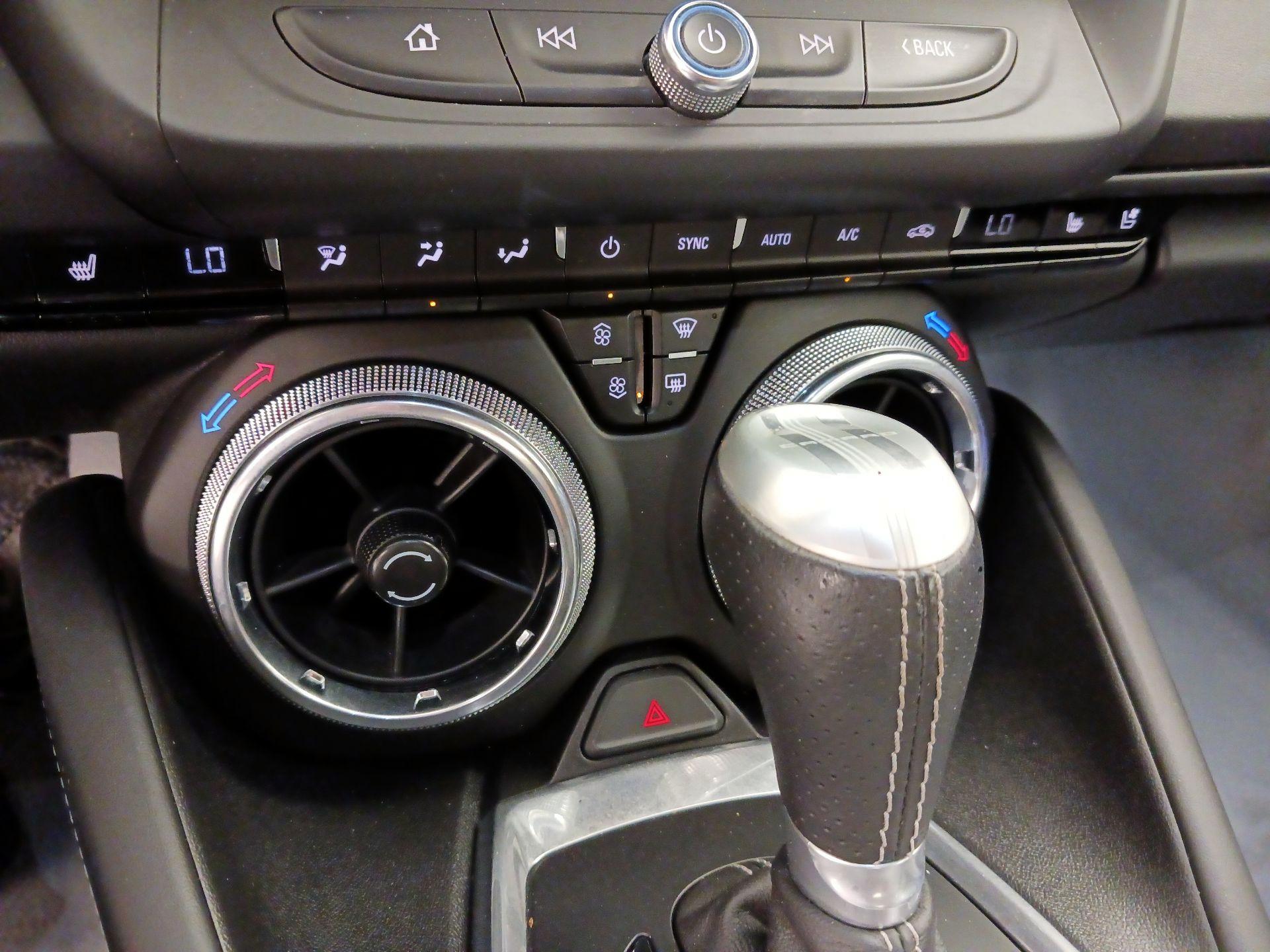 Thumbnail: 2016 Chevrolet Camaro - 17