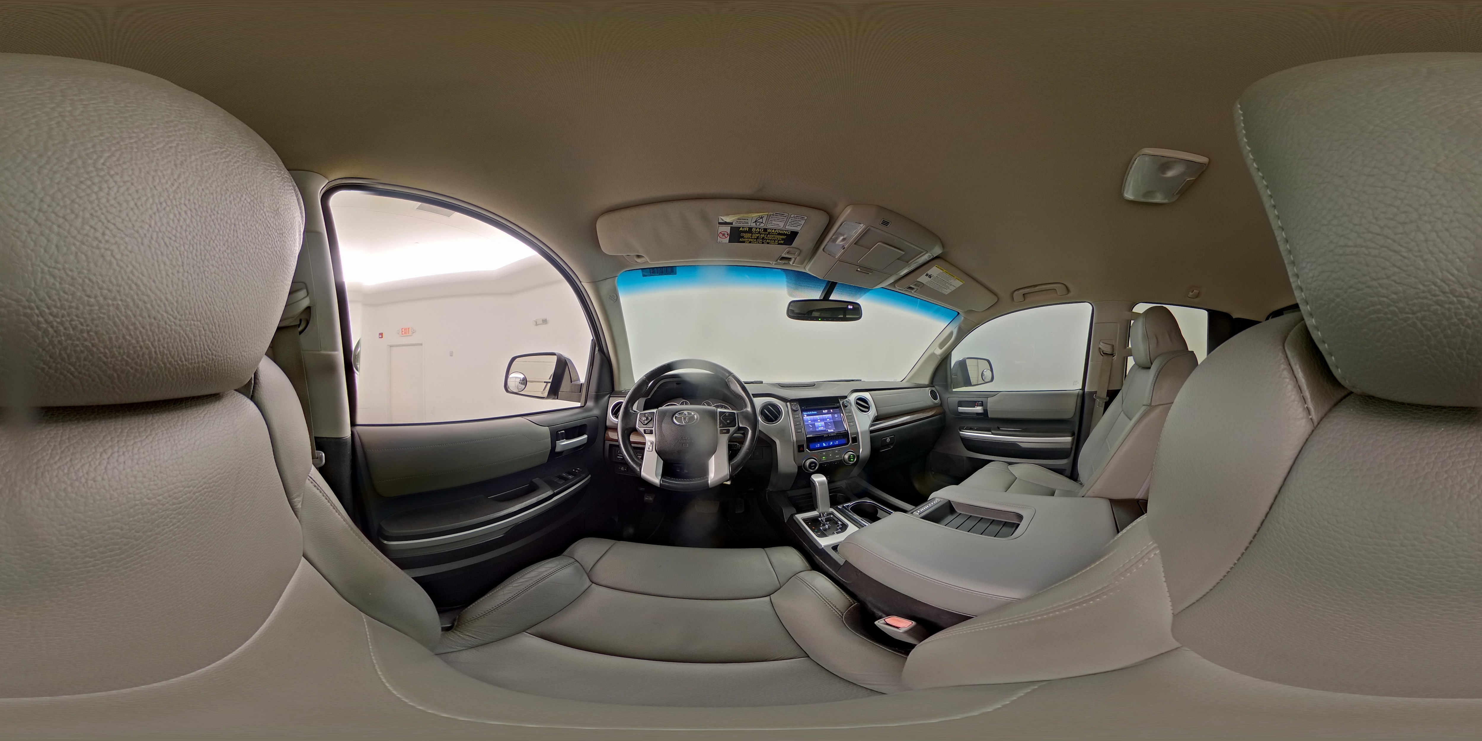 2015 Toyota Tundra Limited - Photo 26