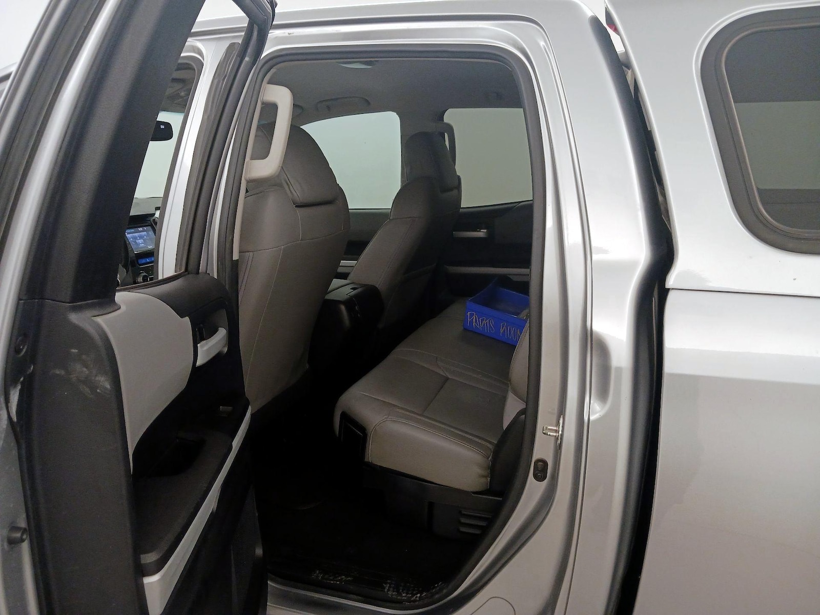 2015 Toyota Tundra Limited - Photo 20