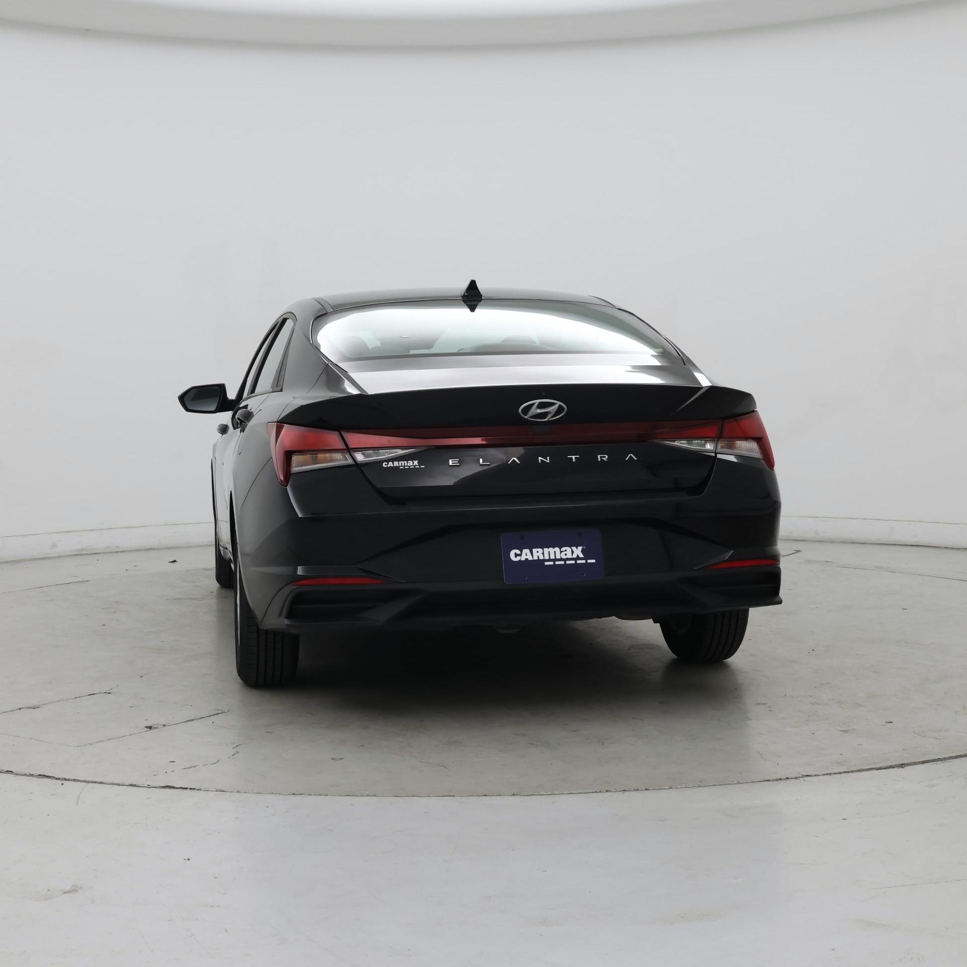 Thumbnail: 2023 Hyundai Elantra - 6