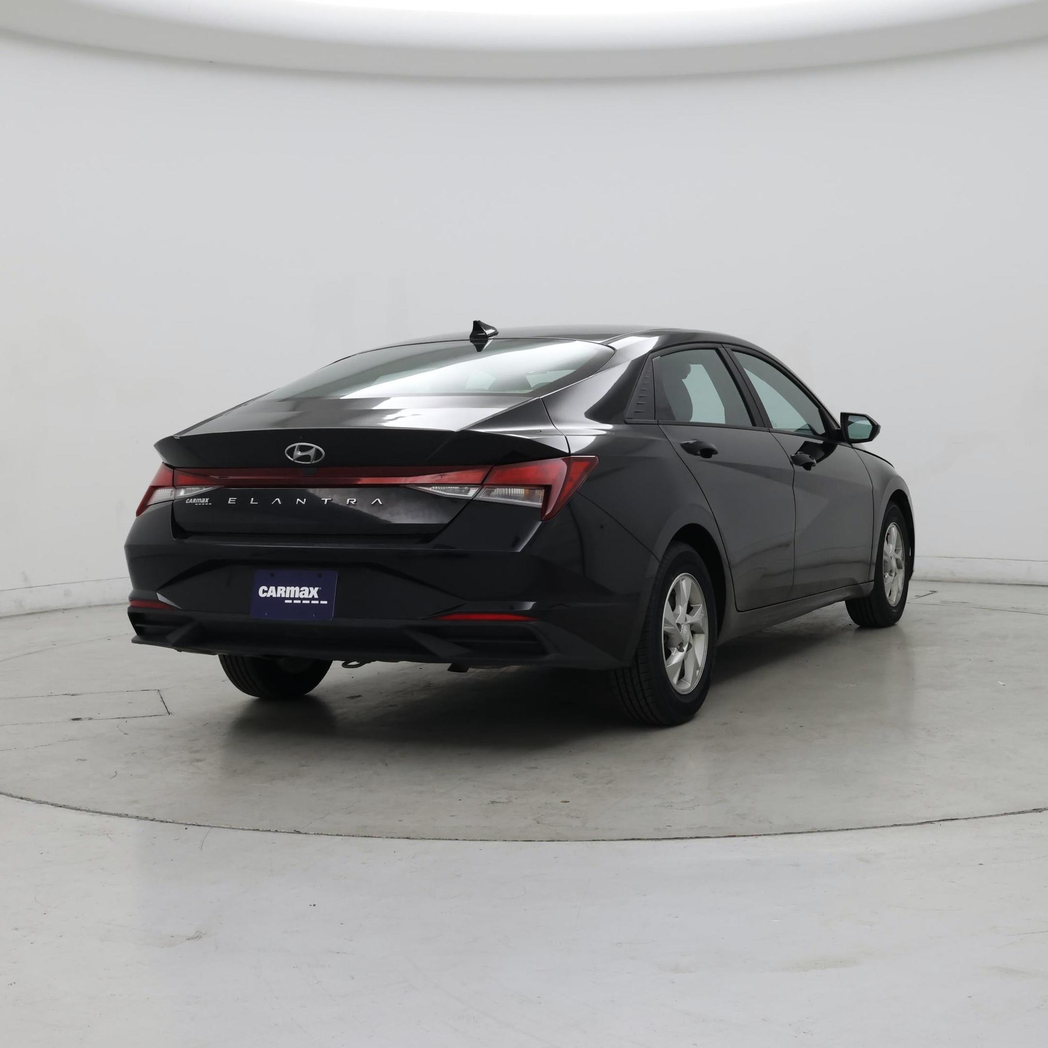 Thumbnail: 2023 Hyundai Elantra - 8