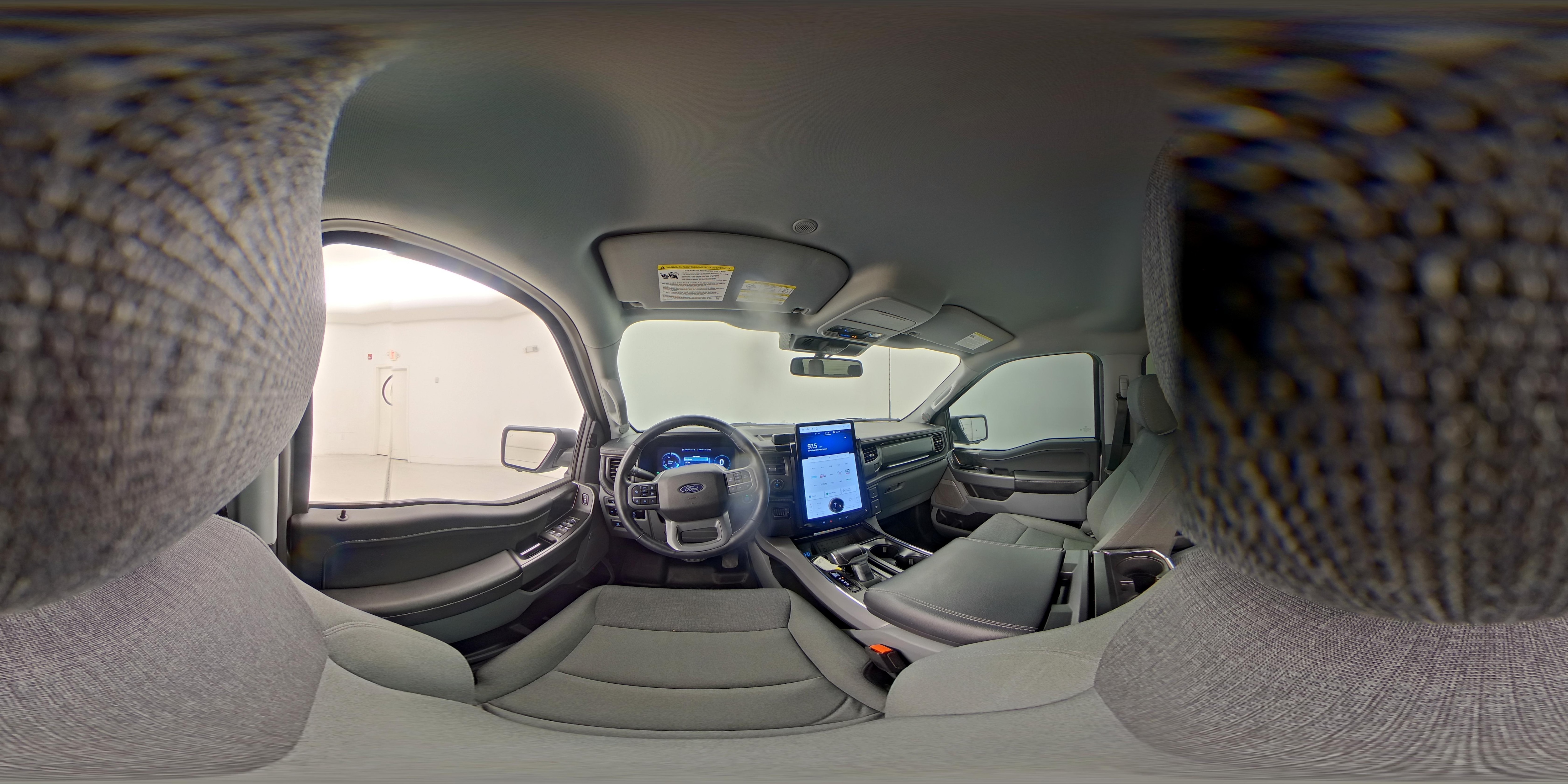 2024 Ford F-150 Lightning Flash - Photo 27