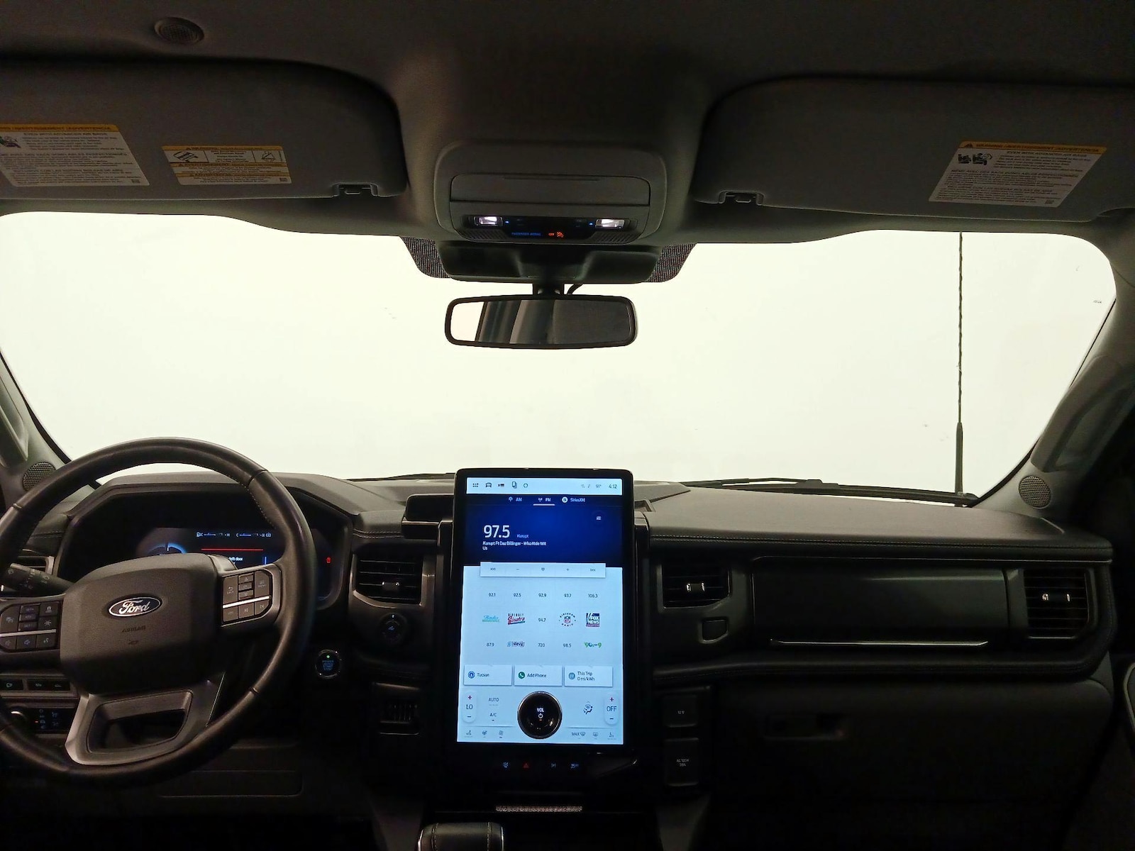 2024 Ford F-150 Lightning Flash - Photo 10
