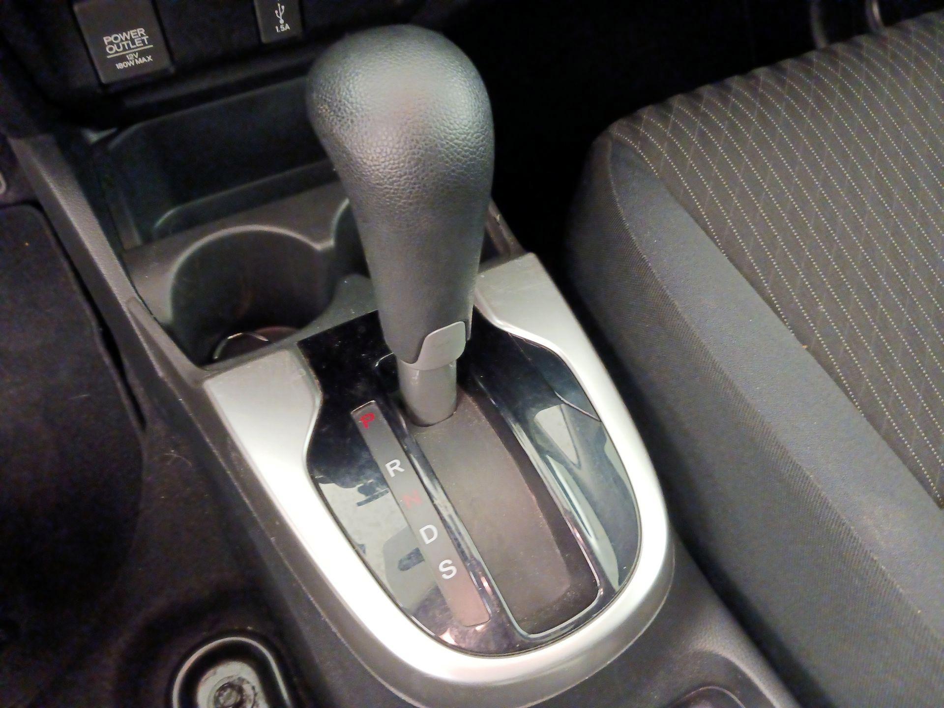 Thumbnail: 2018 Honda Fit - 17