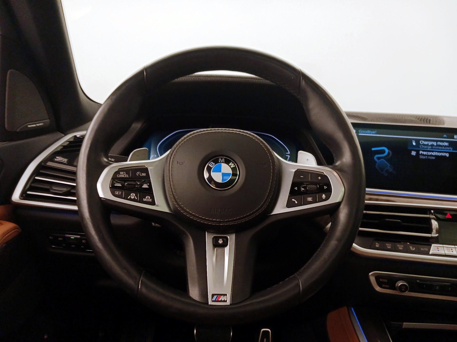 Thumbnail: 2021 BMW X5 - 10
