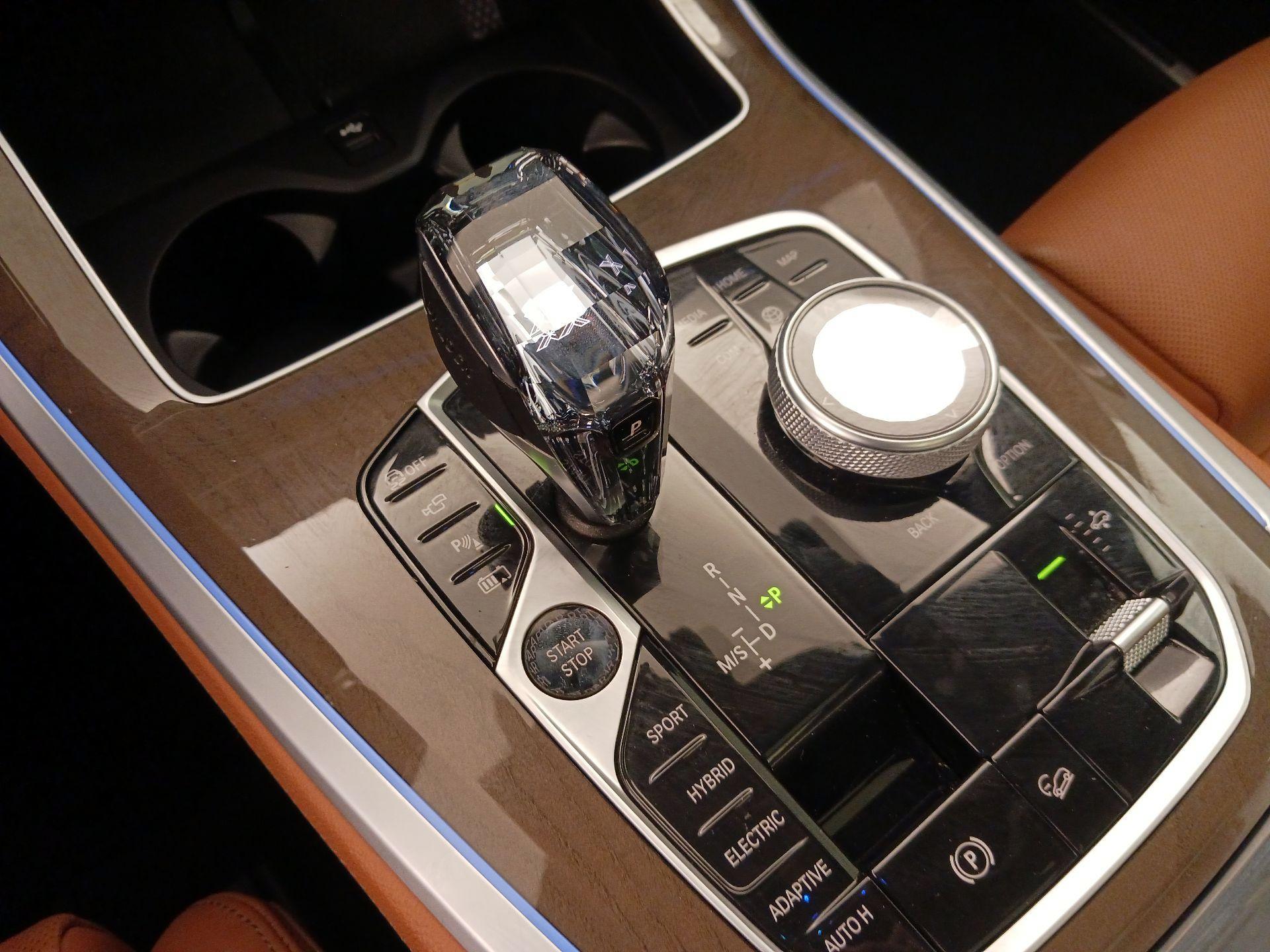 Thumbnail: 2021 BMW X5 - 18
