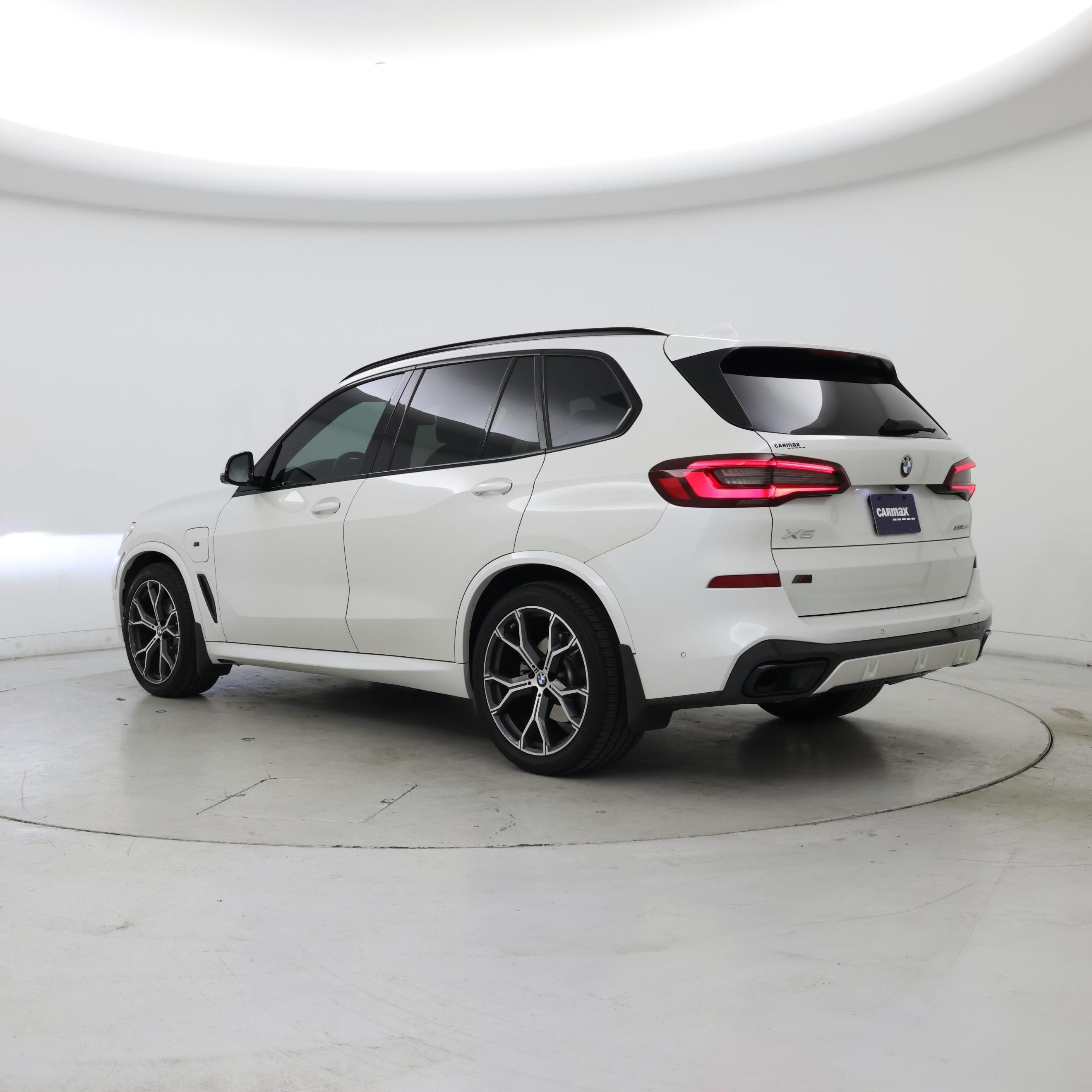 Thumbnail: 2021 BMW X5 - 2