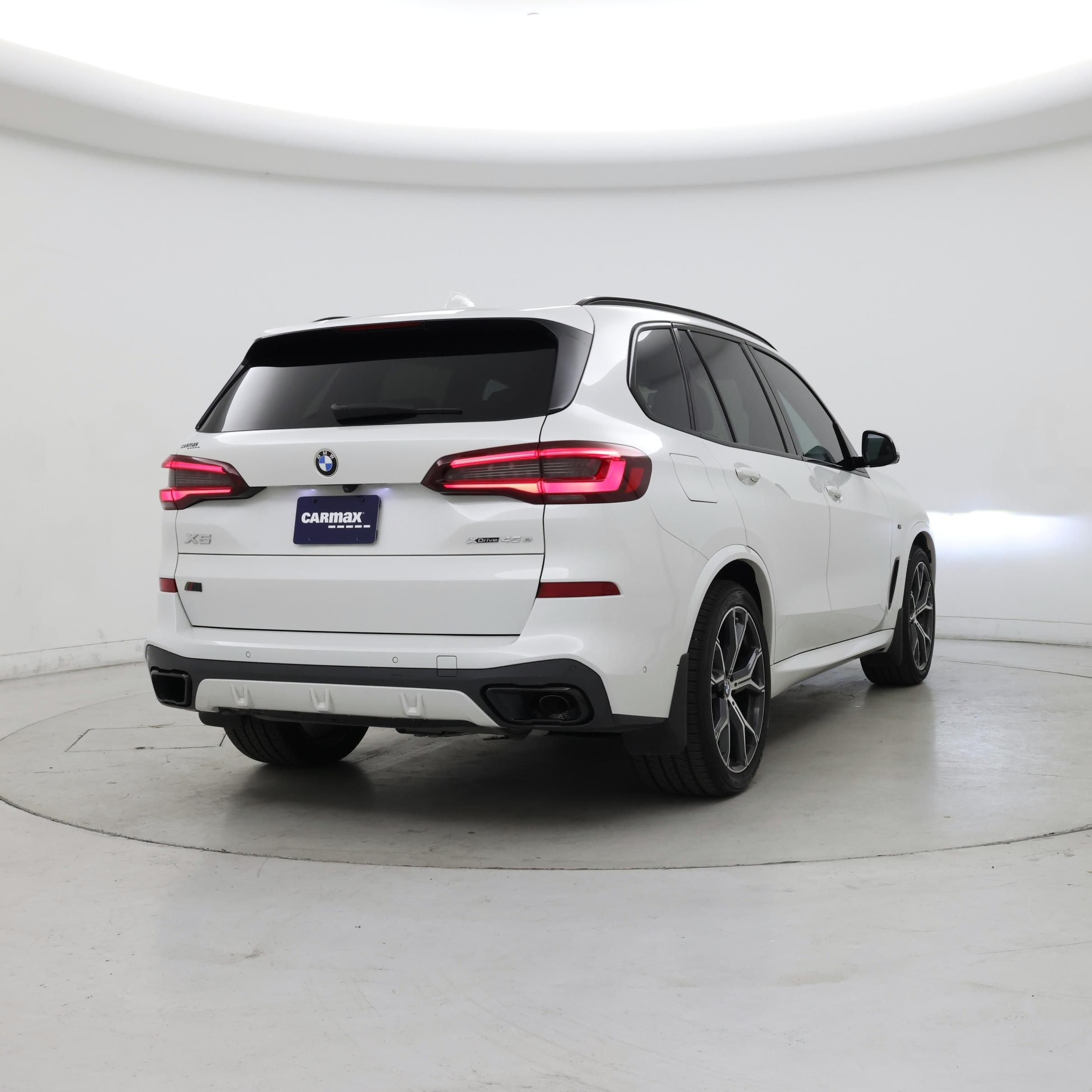 Thumbnail: 2021 BMW X5 - 8