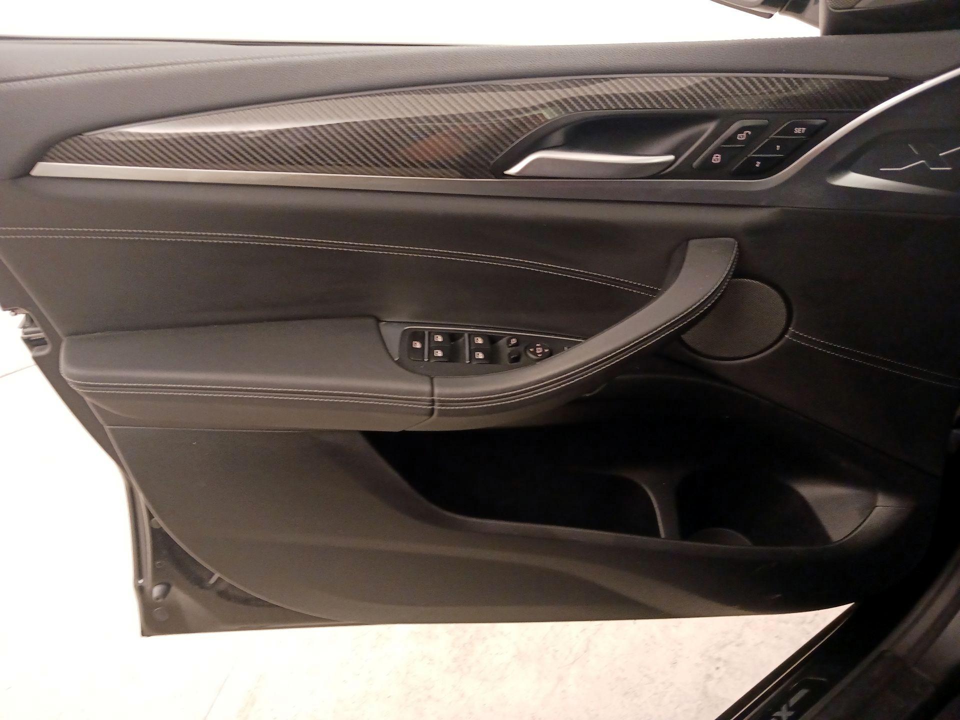 Thumbnail: 2024 BMW X4 - 12