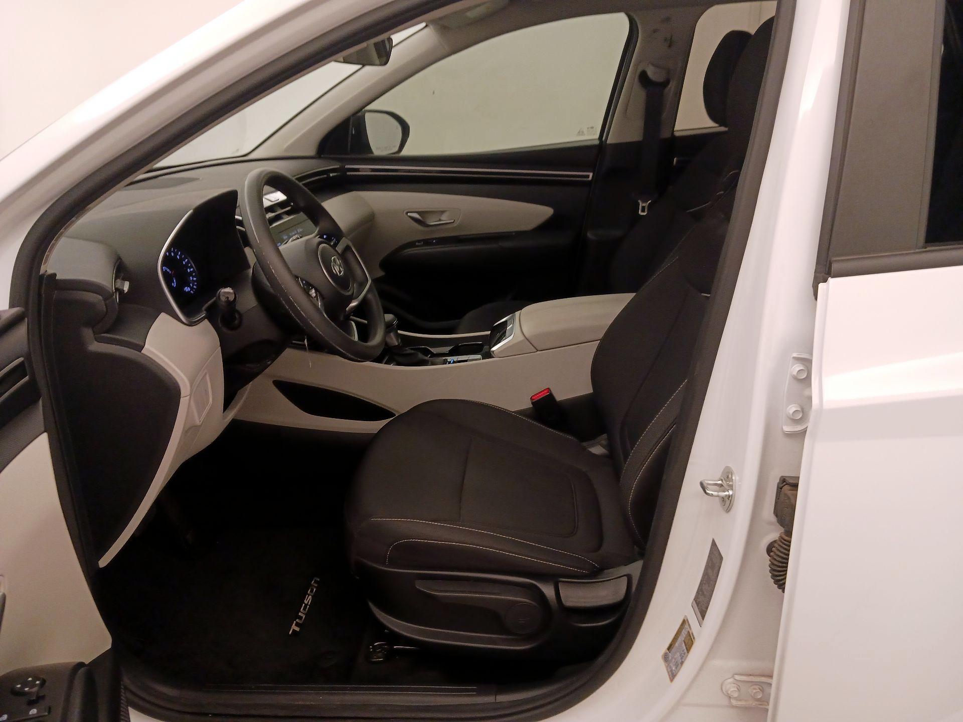 Thumbnail: 2024 Hyundai Tucson - 11